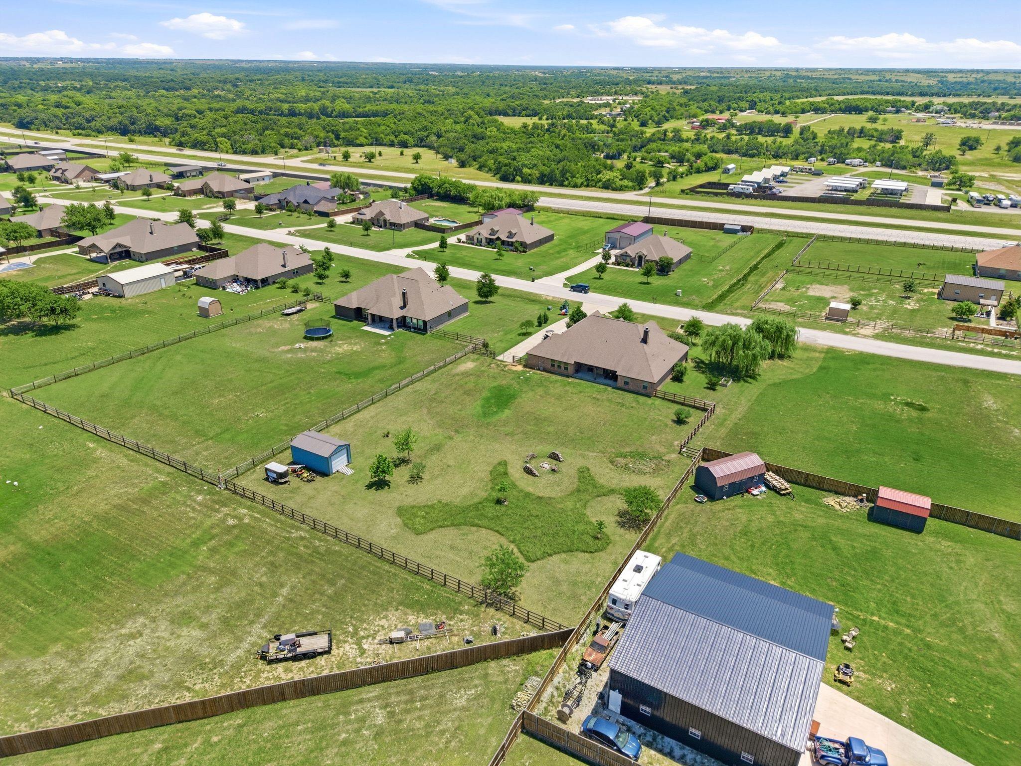main property photo 34