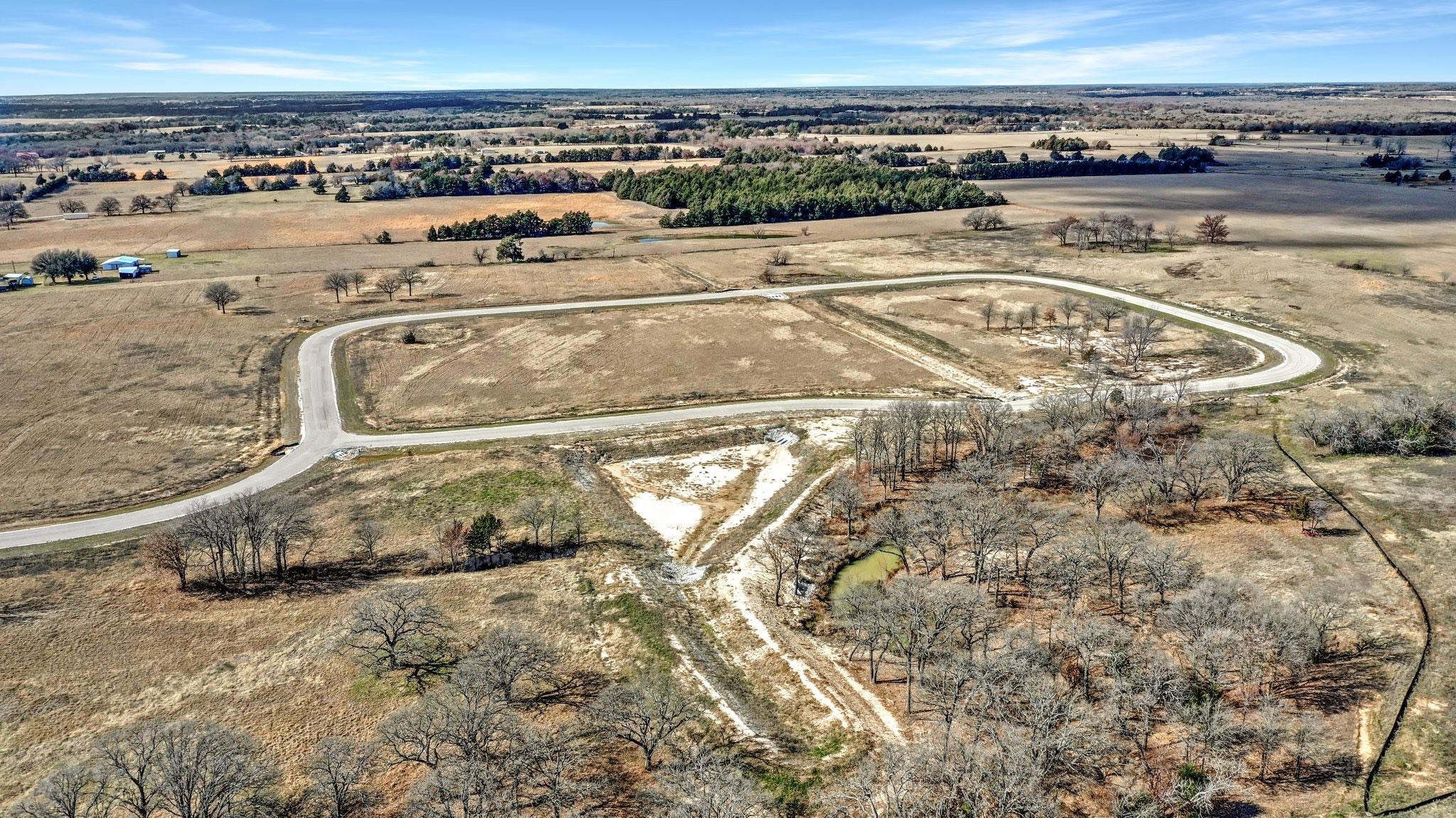 main property photo 8