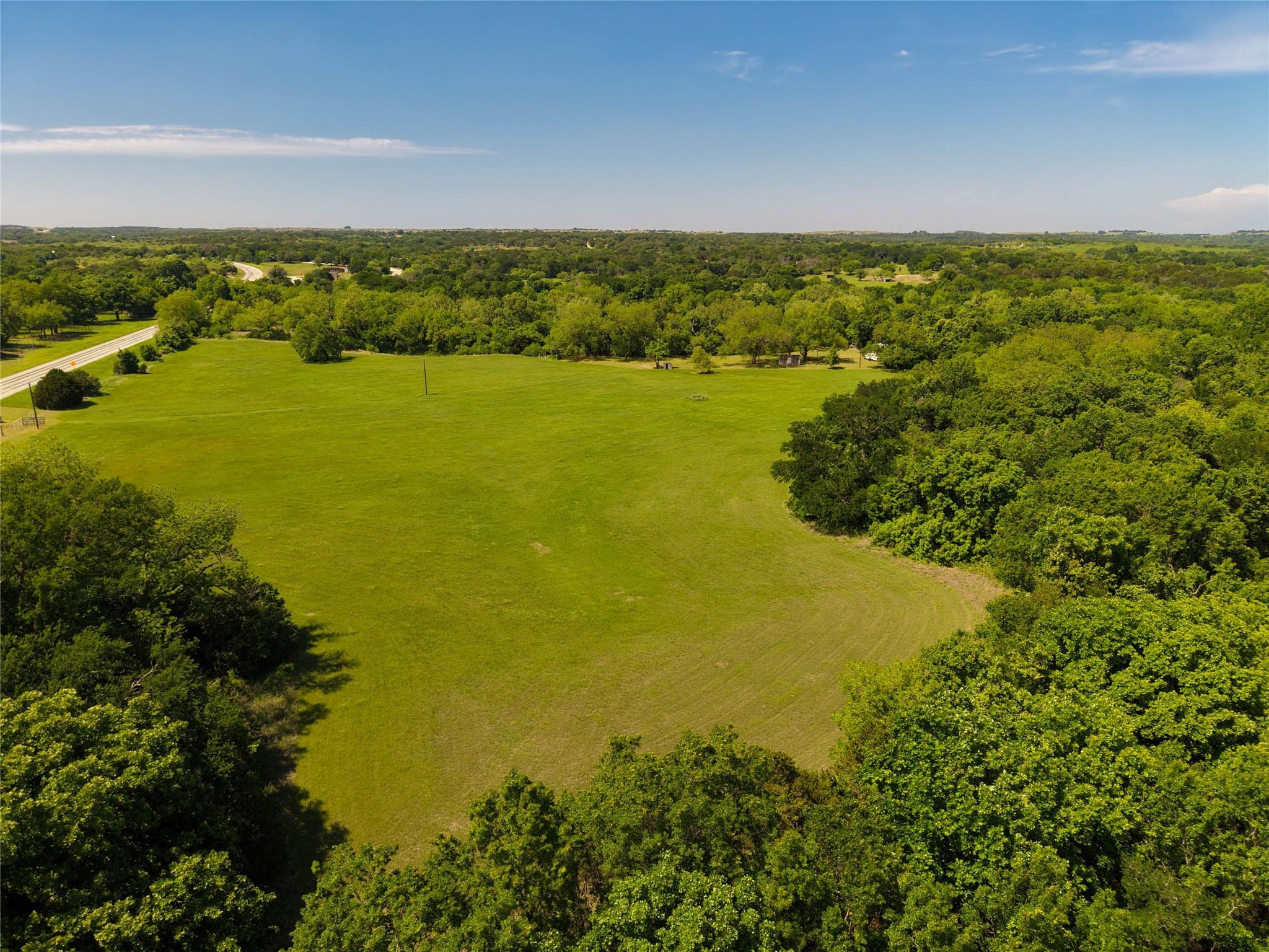 main property photo 10