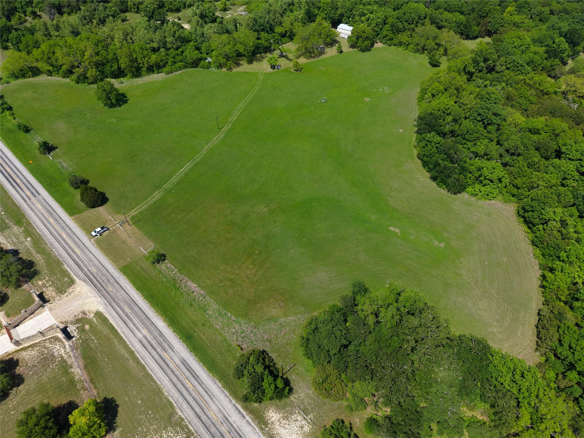 main property photo 11
