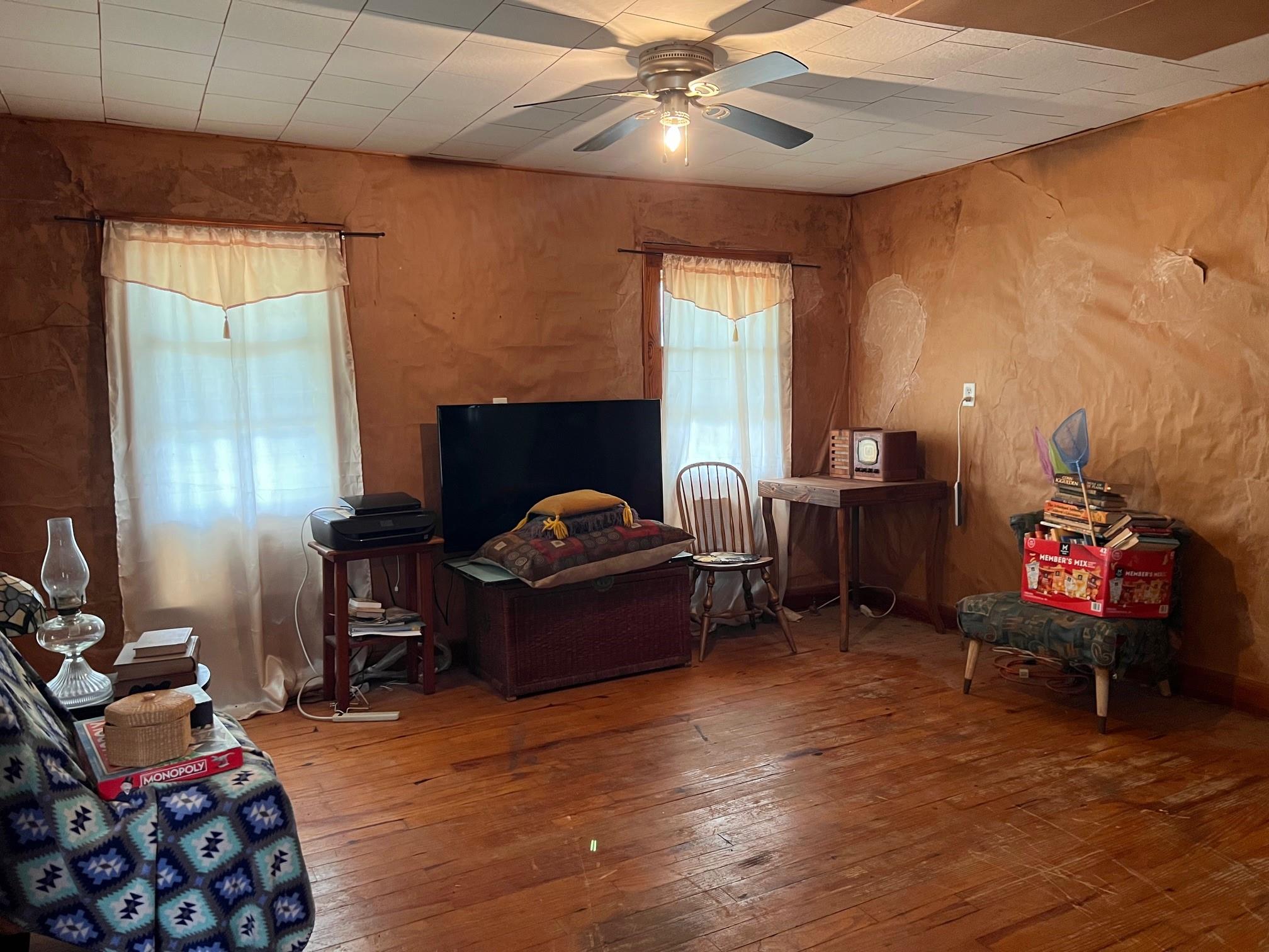 main property photo 8