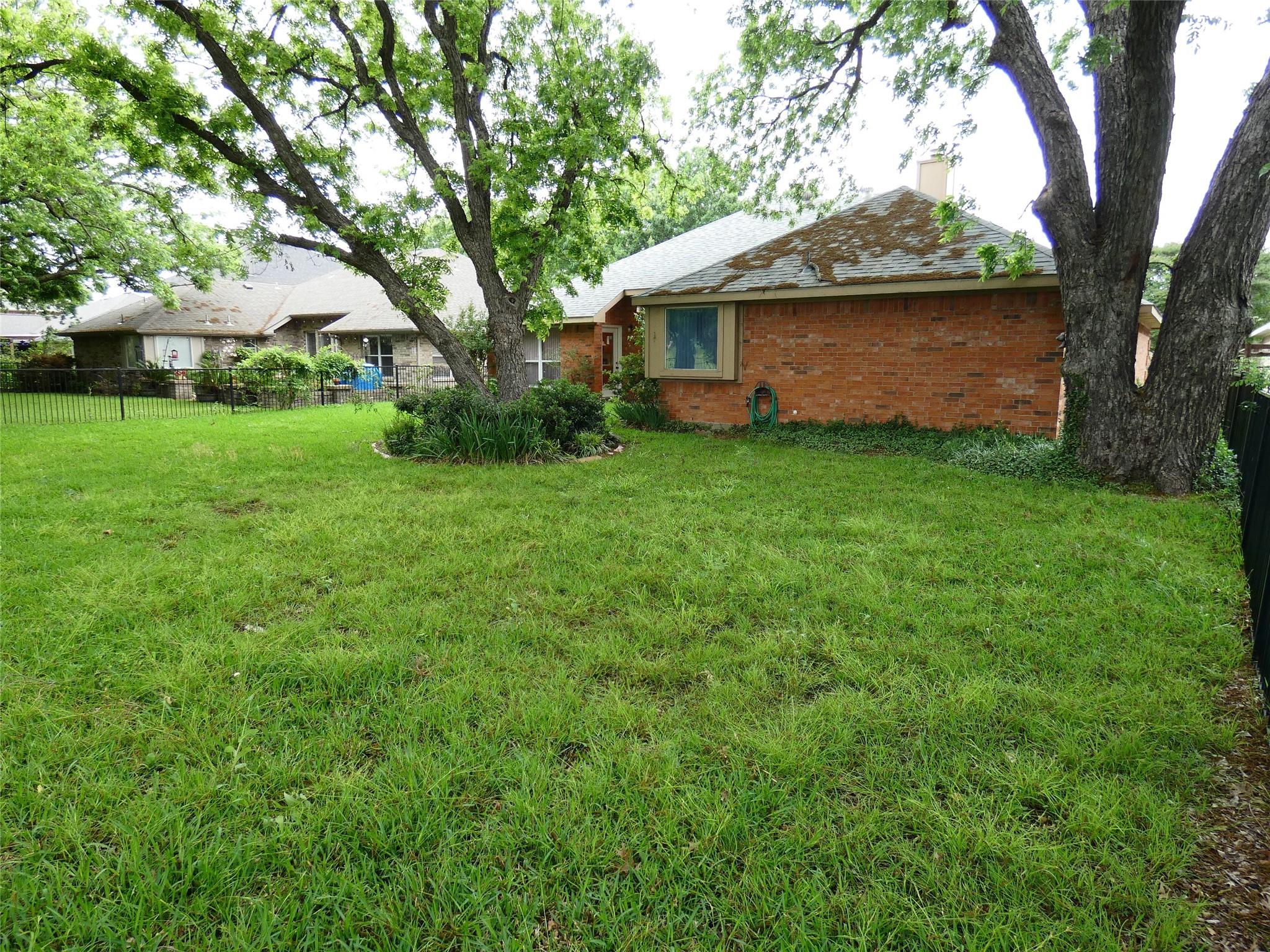 main property photo 24