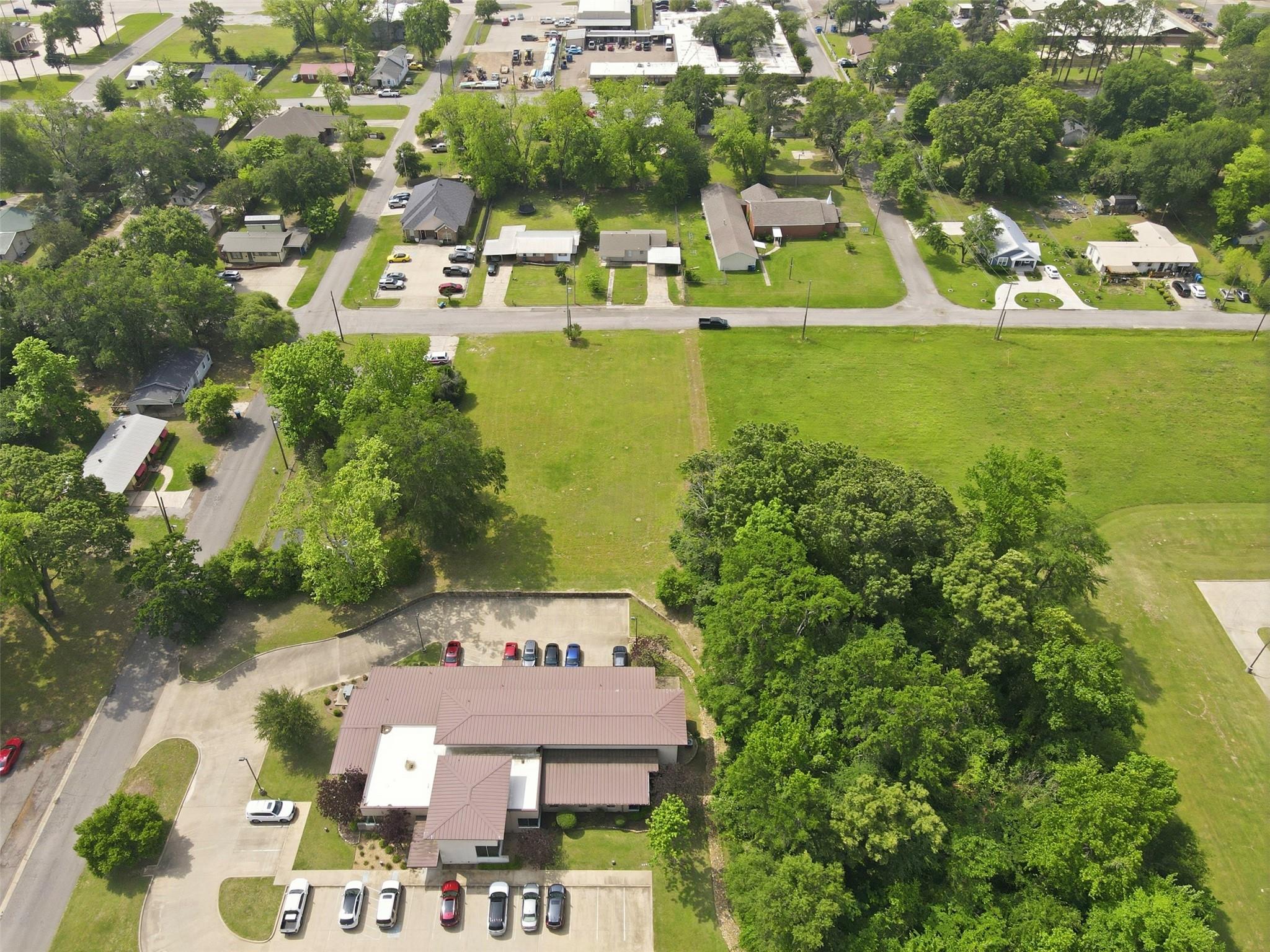 main property photo 12