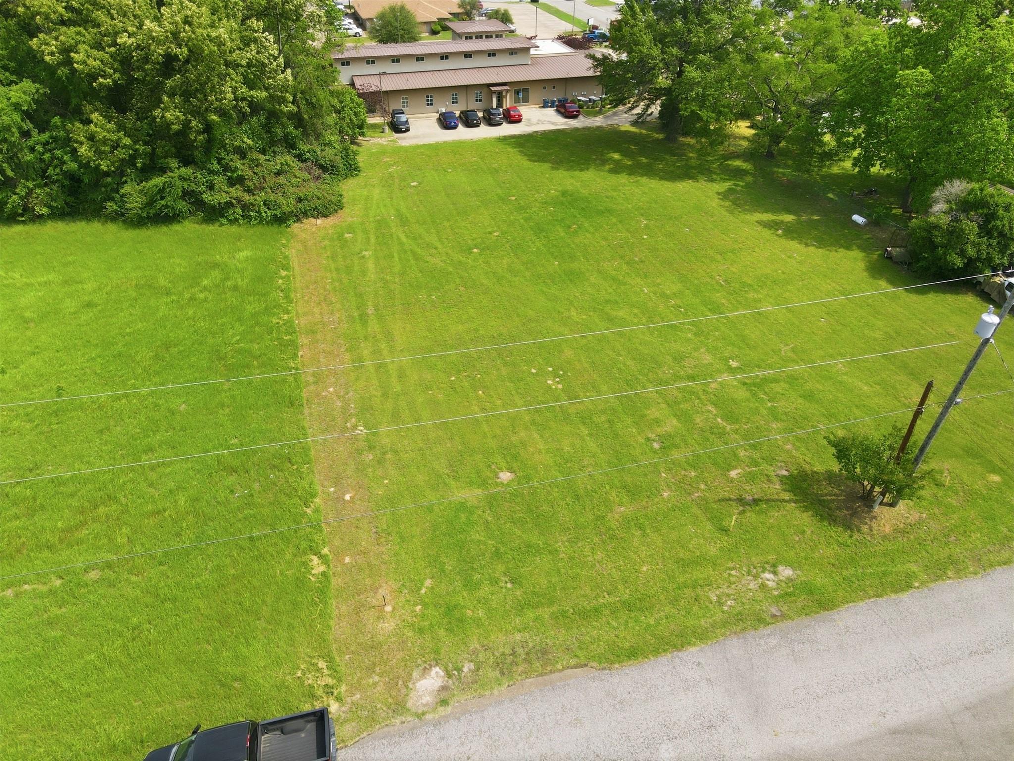 main property photo 4