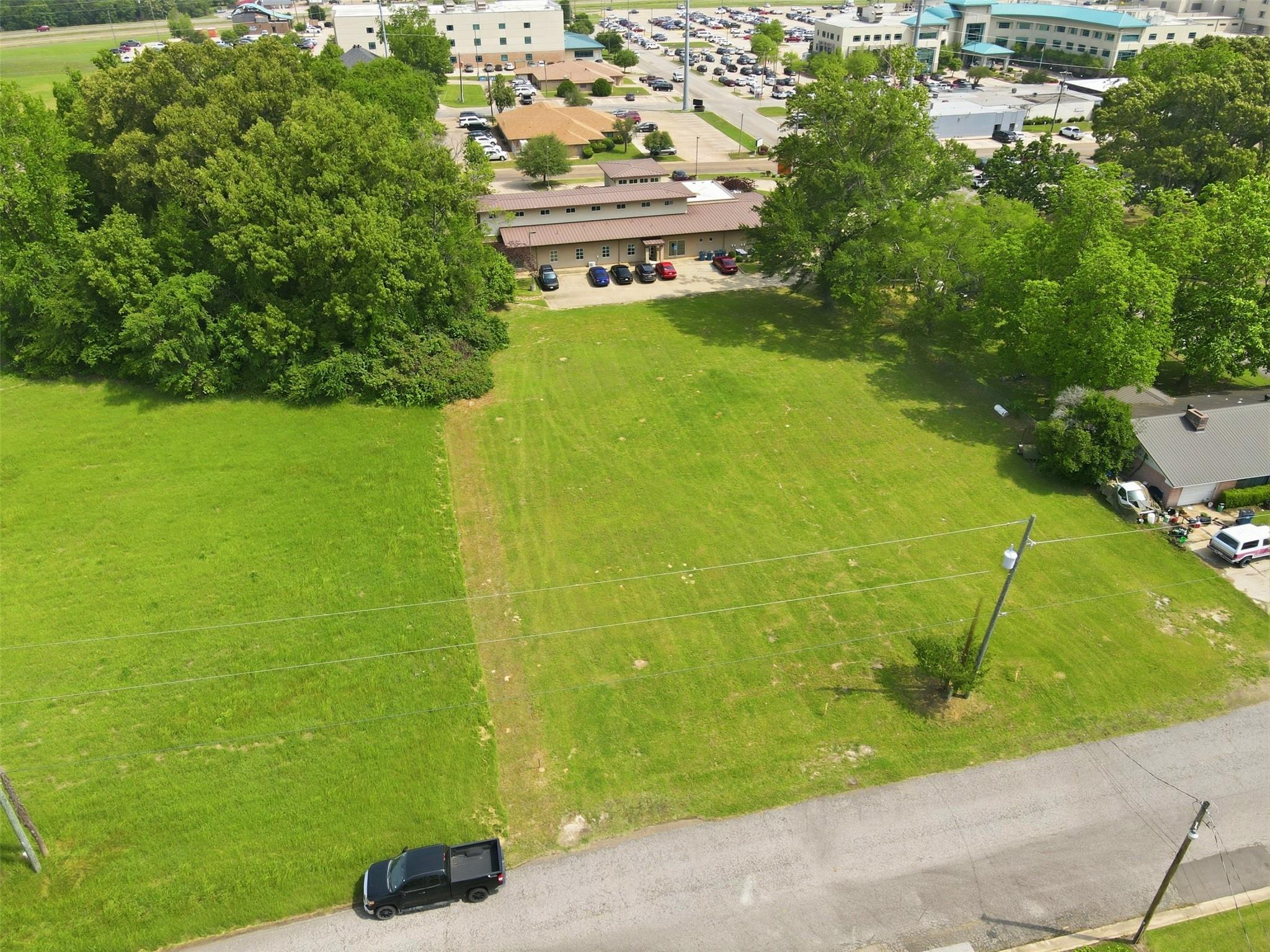 main property photo 5