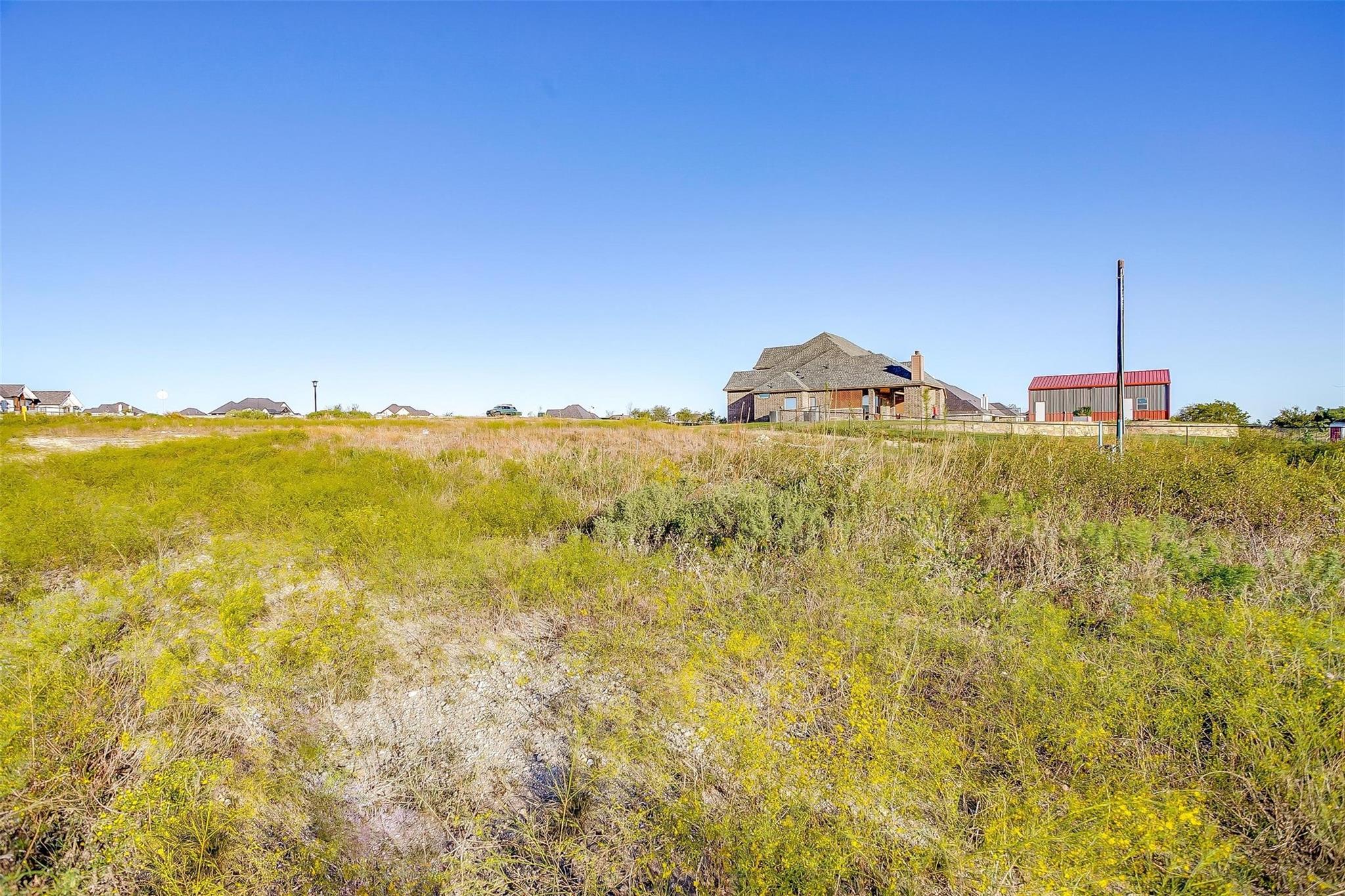 main property photo 14