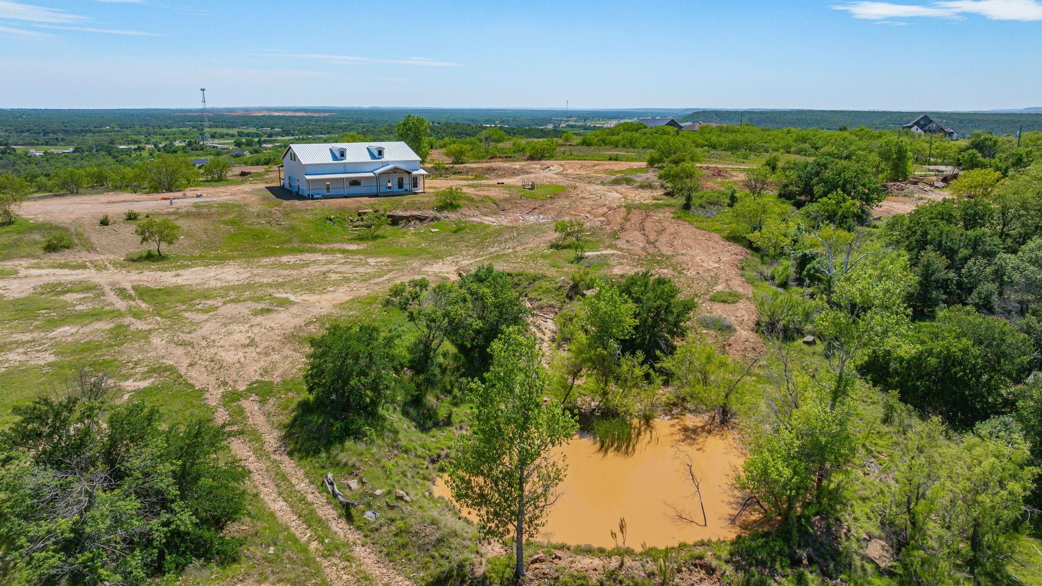 main property photo 17