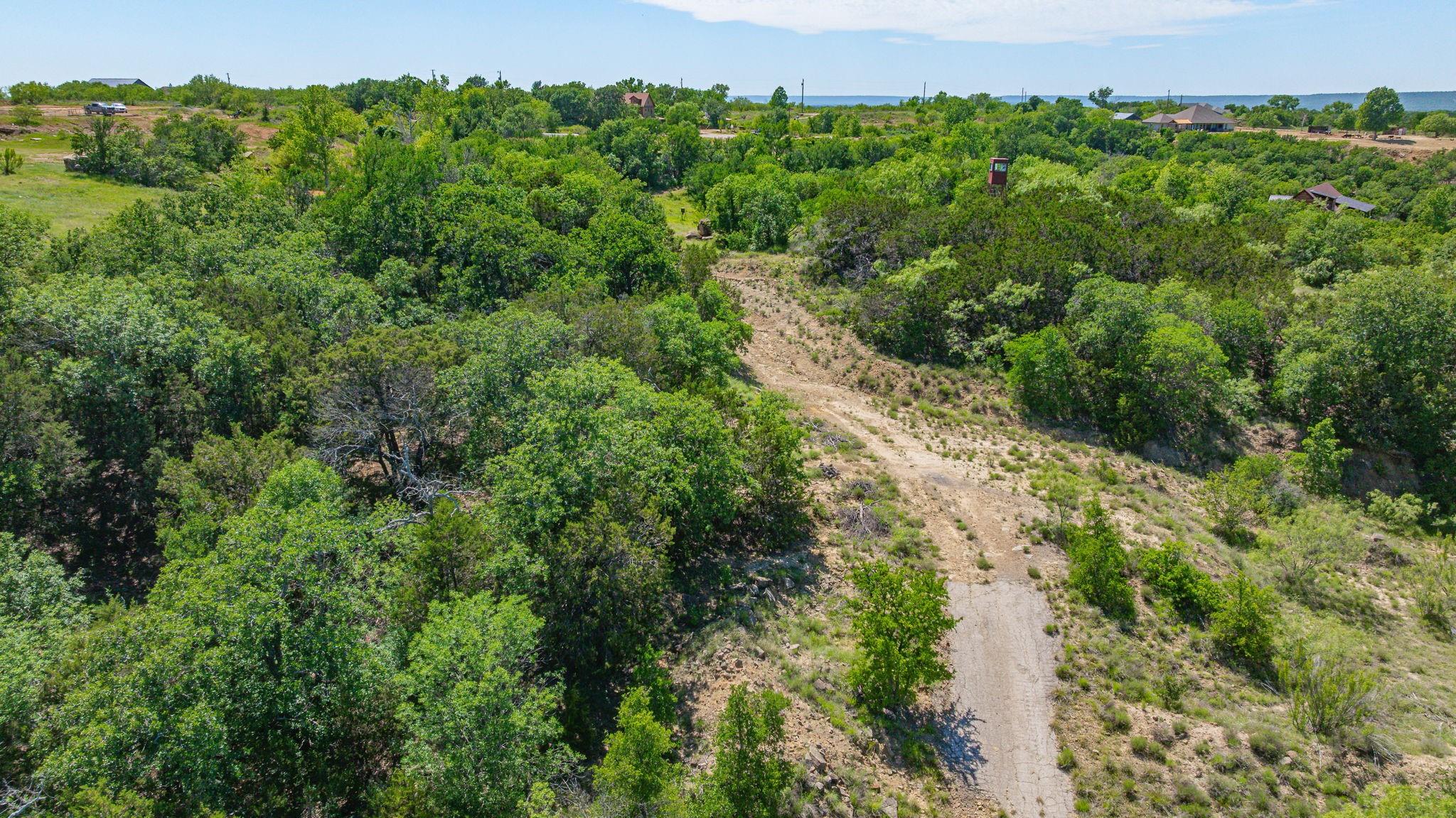 main property photo 18
