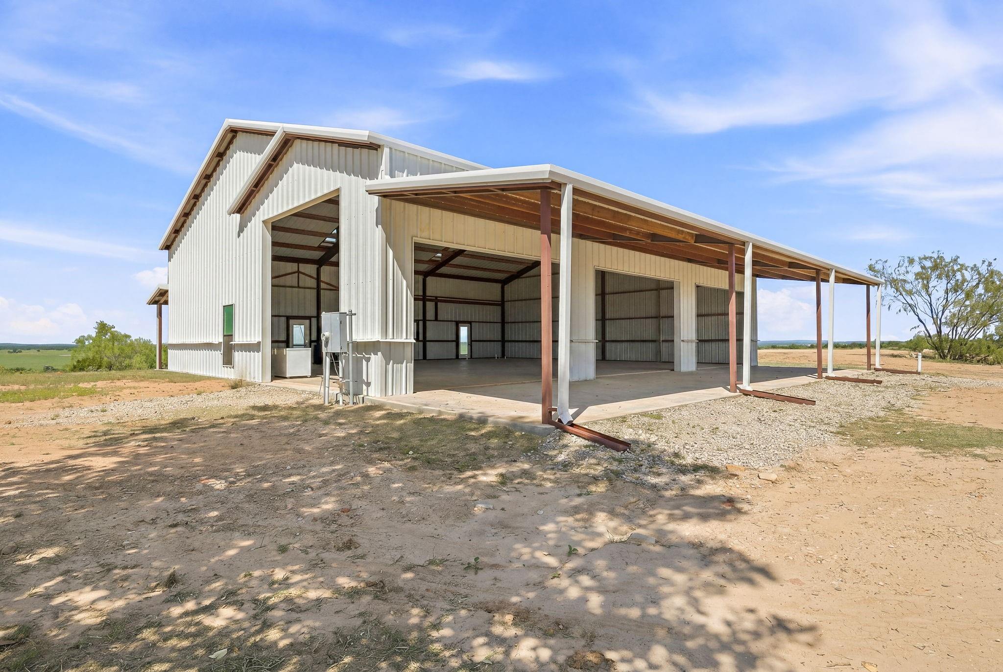 main property photo 7