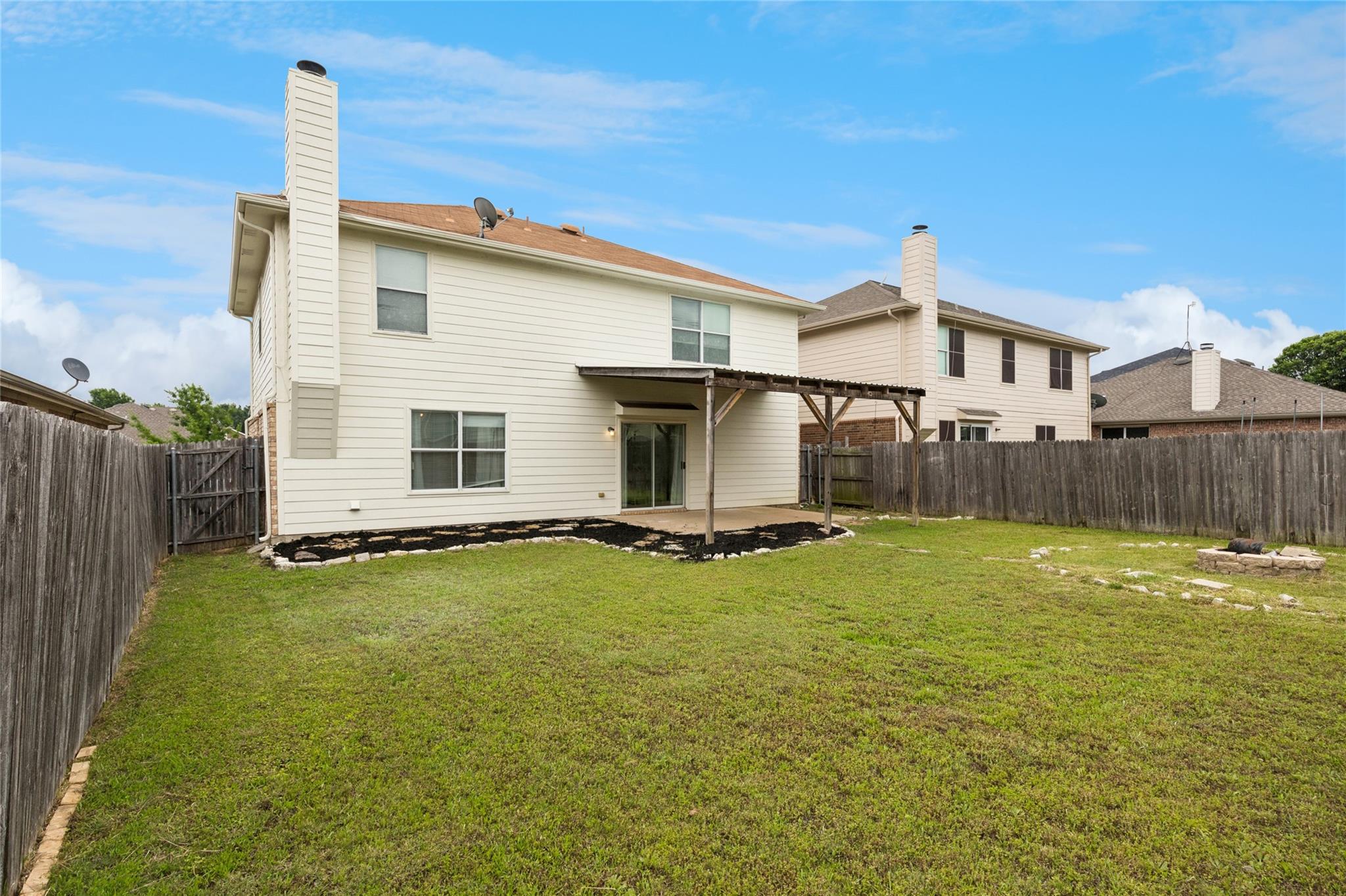 main property photo 22