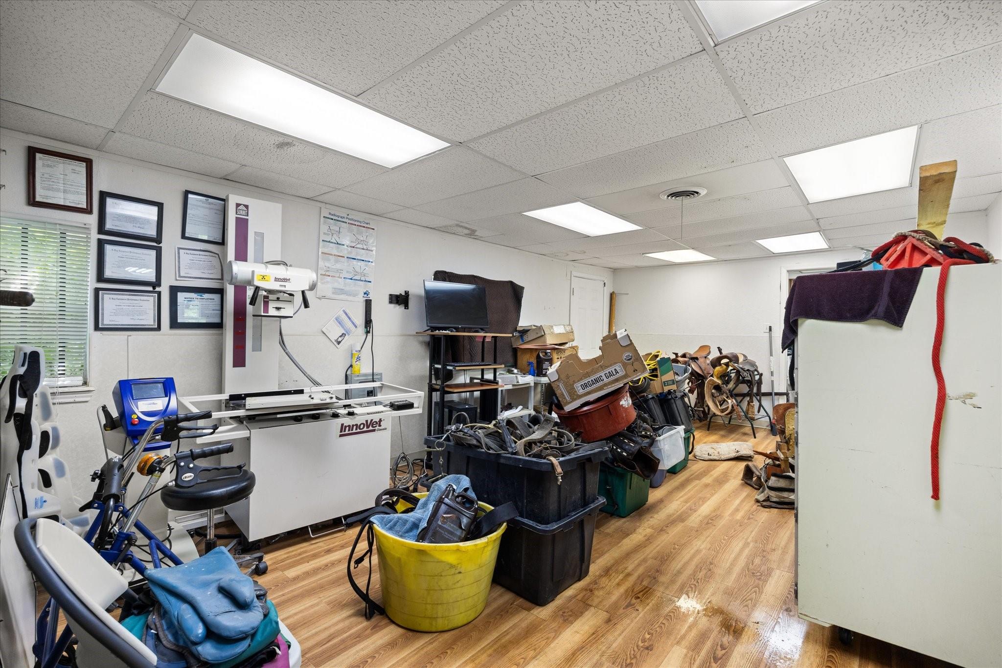 main property photo 23
