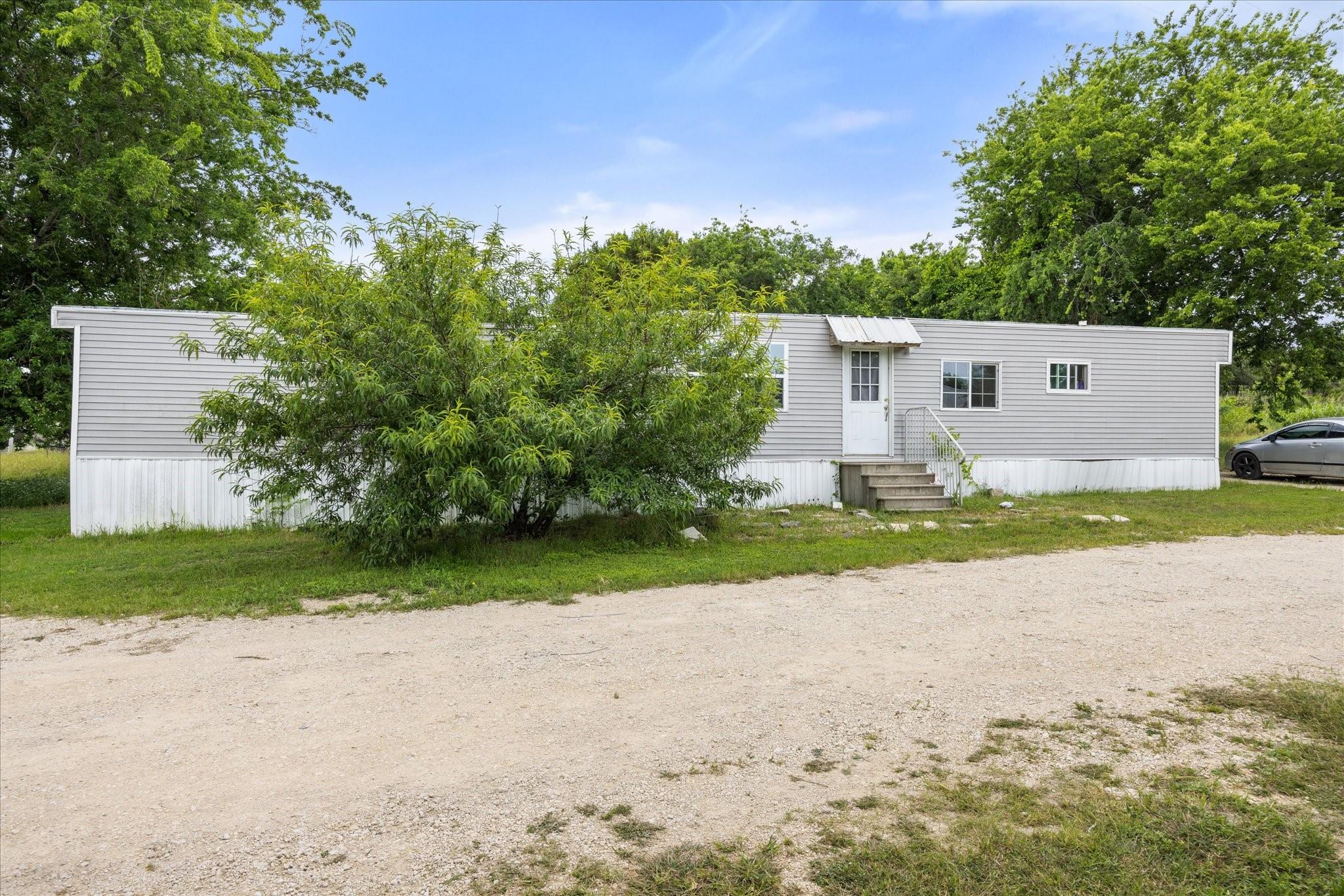 main property photo 12