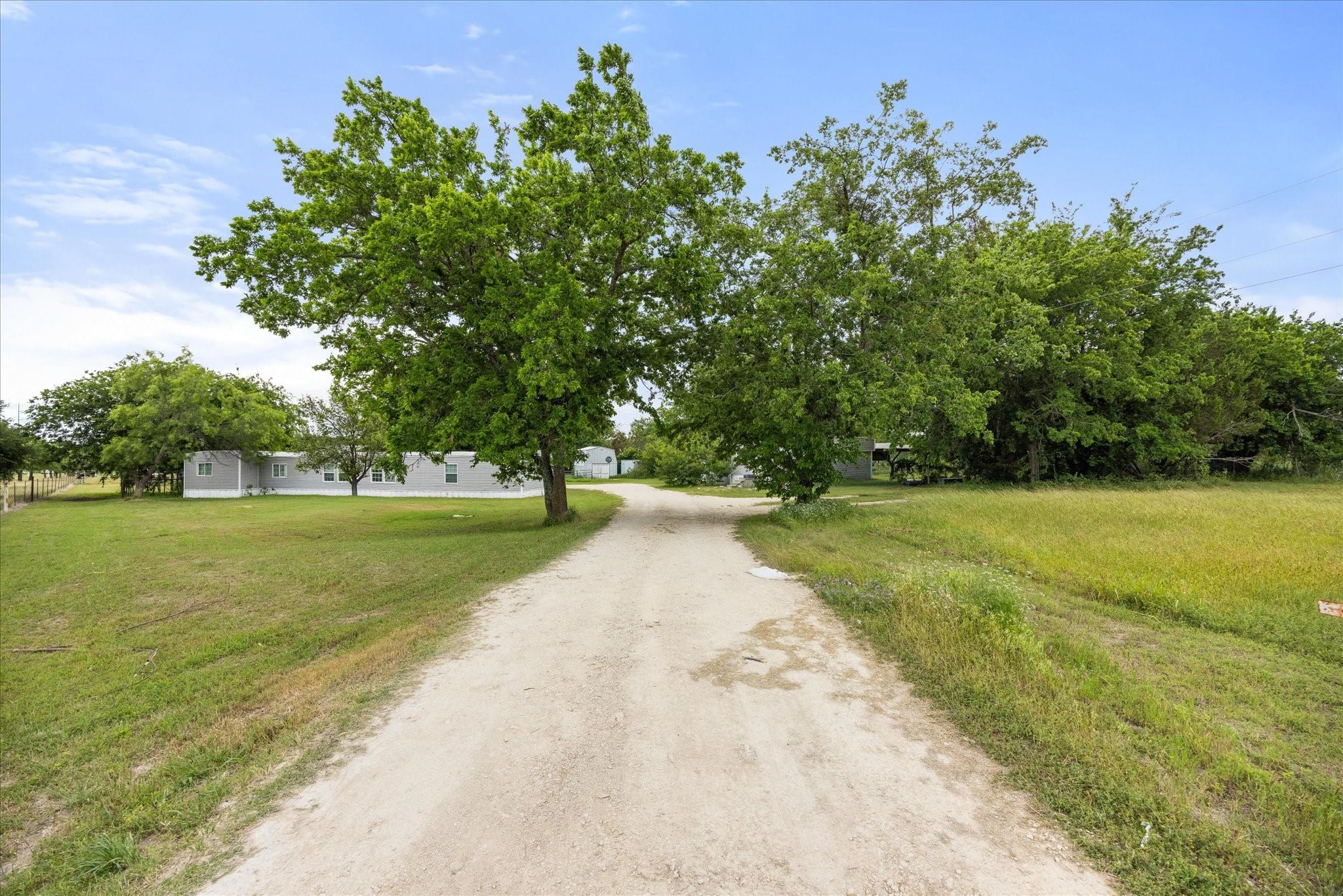 main property photo 13