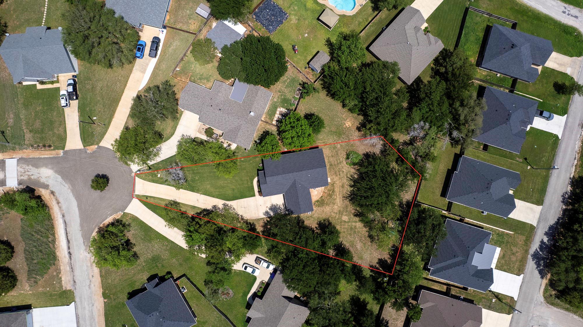 main property photo 36