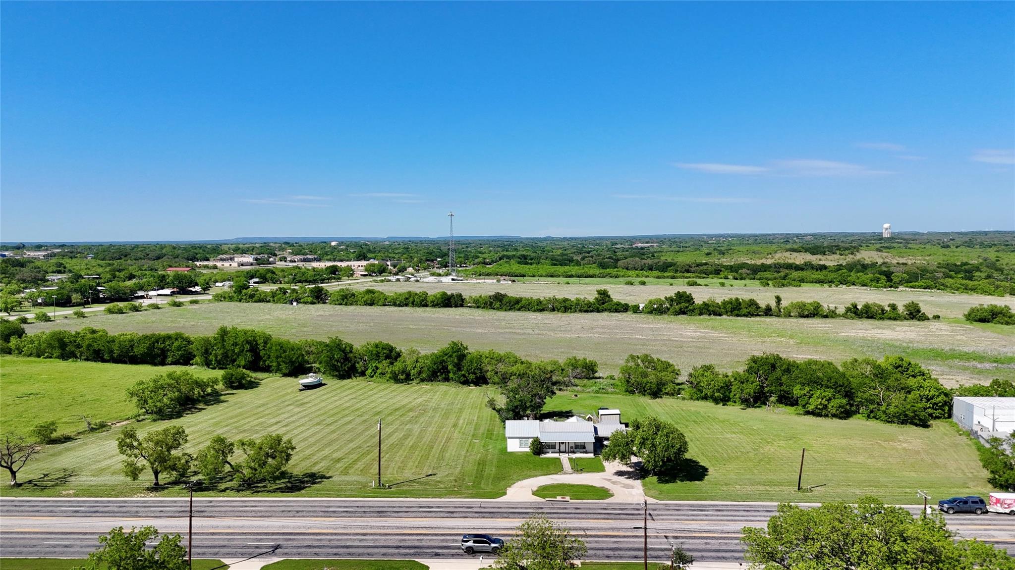 main property photo 2