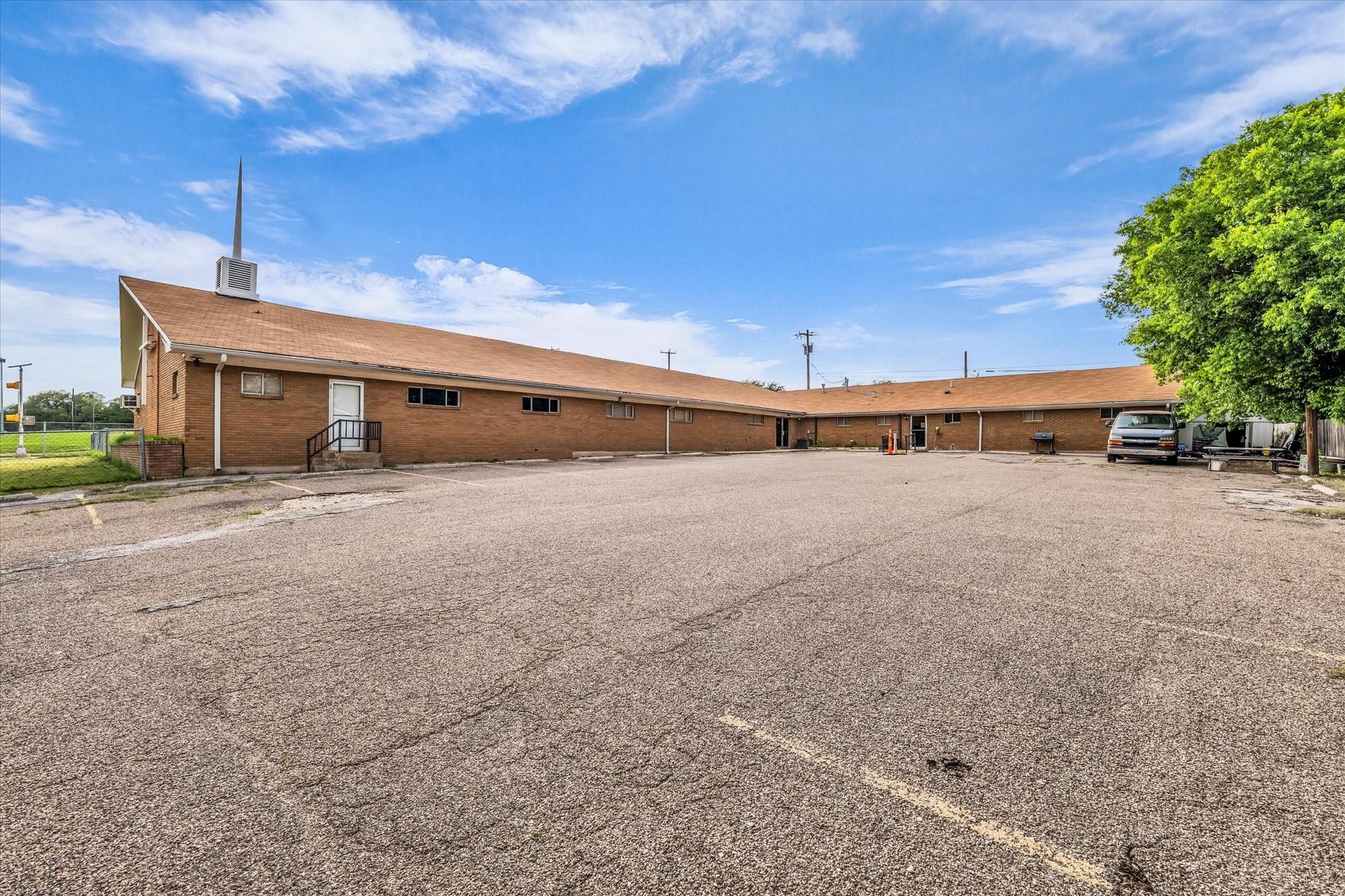 main property photo 38