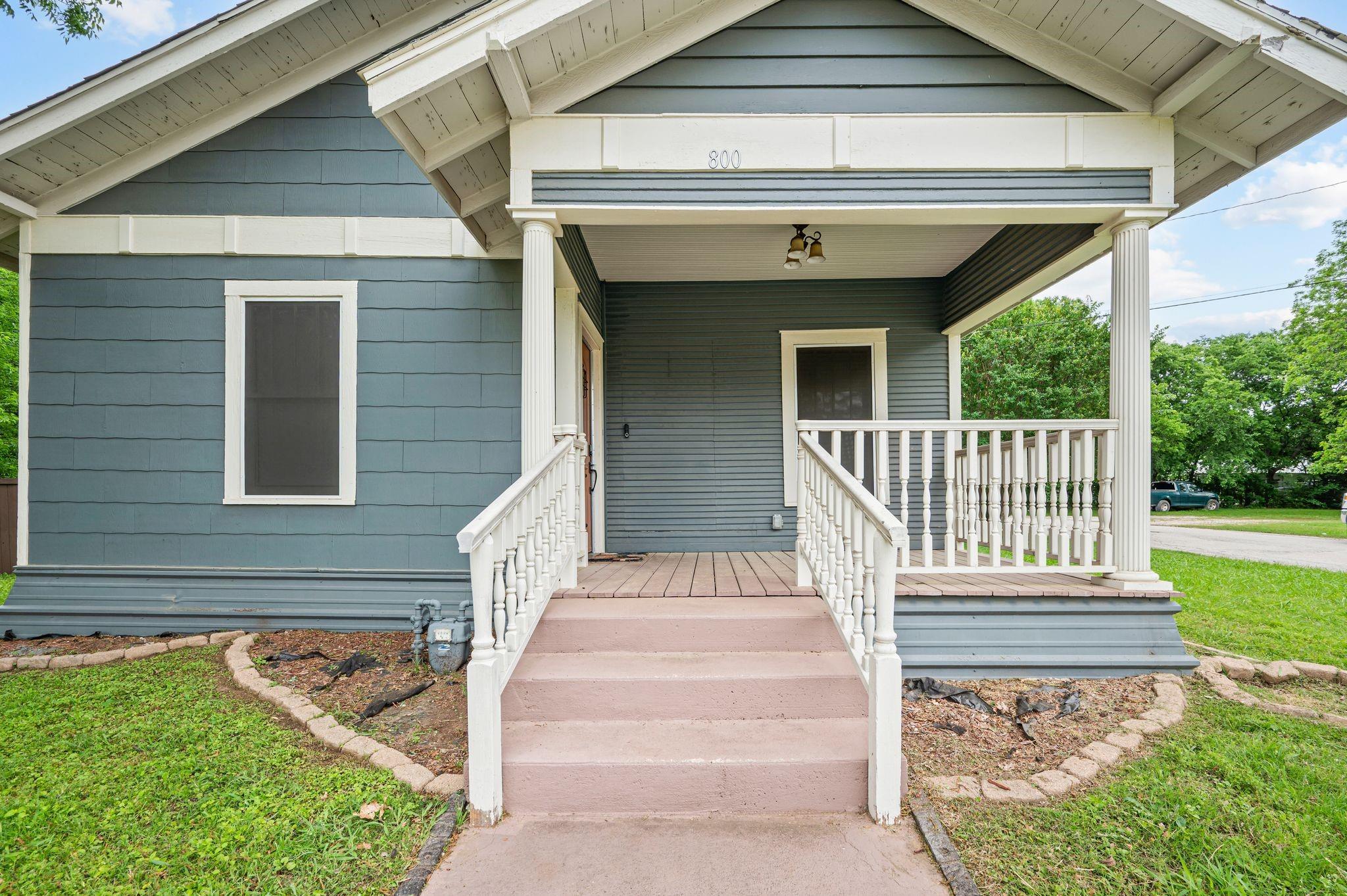 main property photo 4