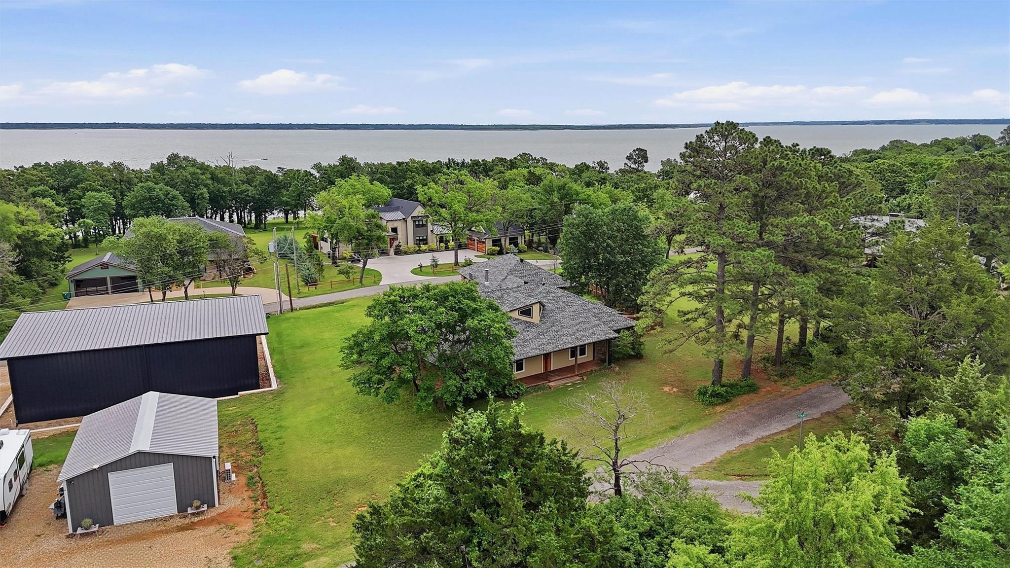main property photo 35