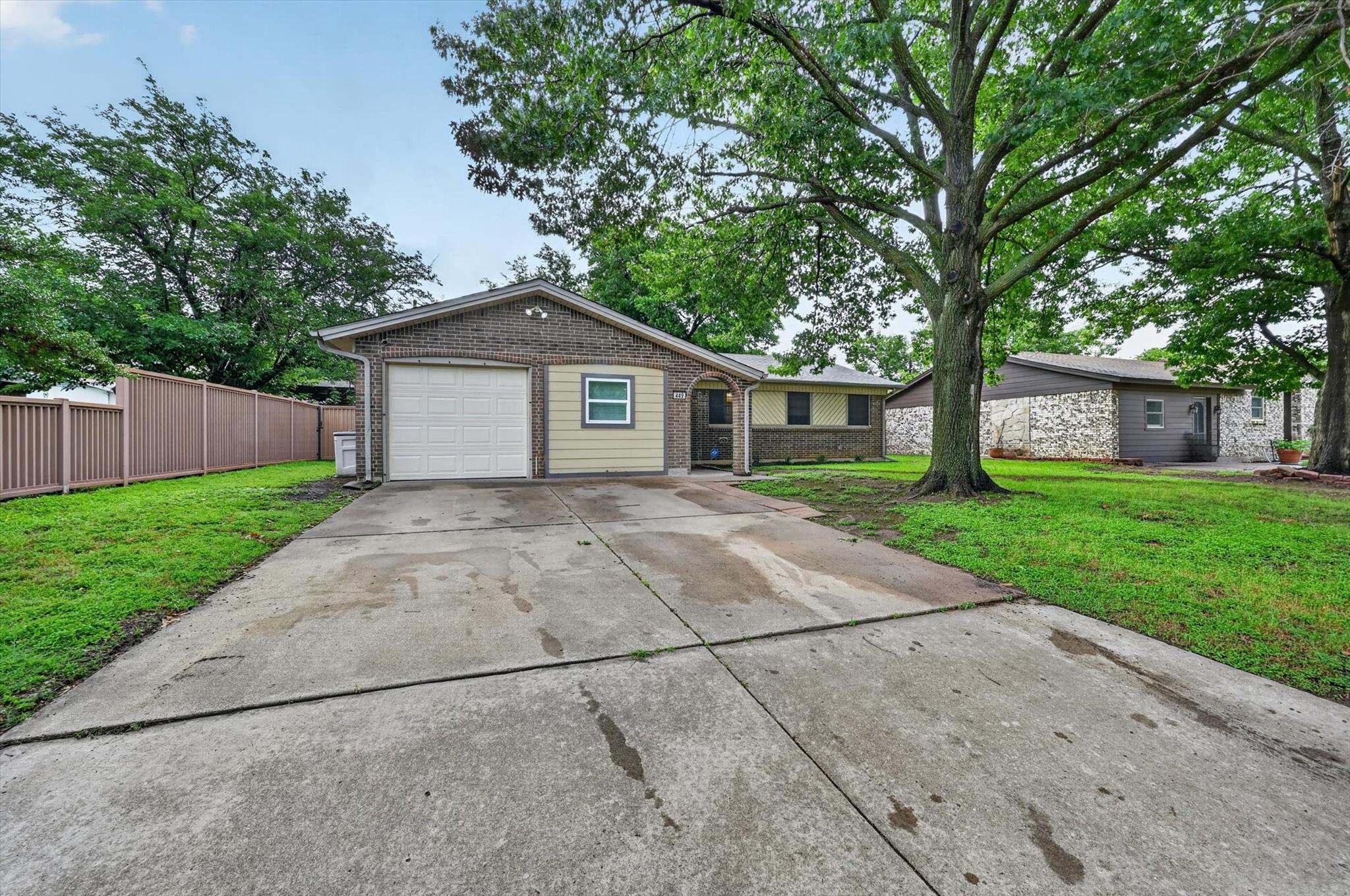 main property photo 3