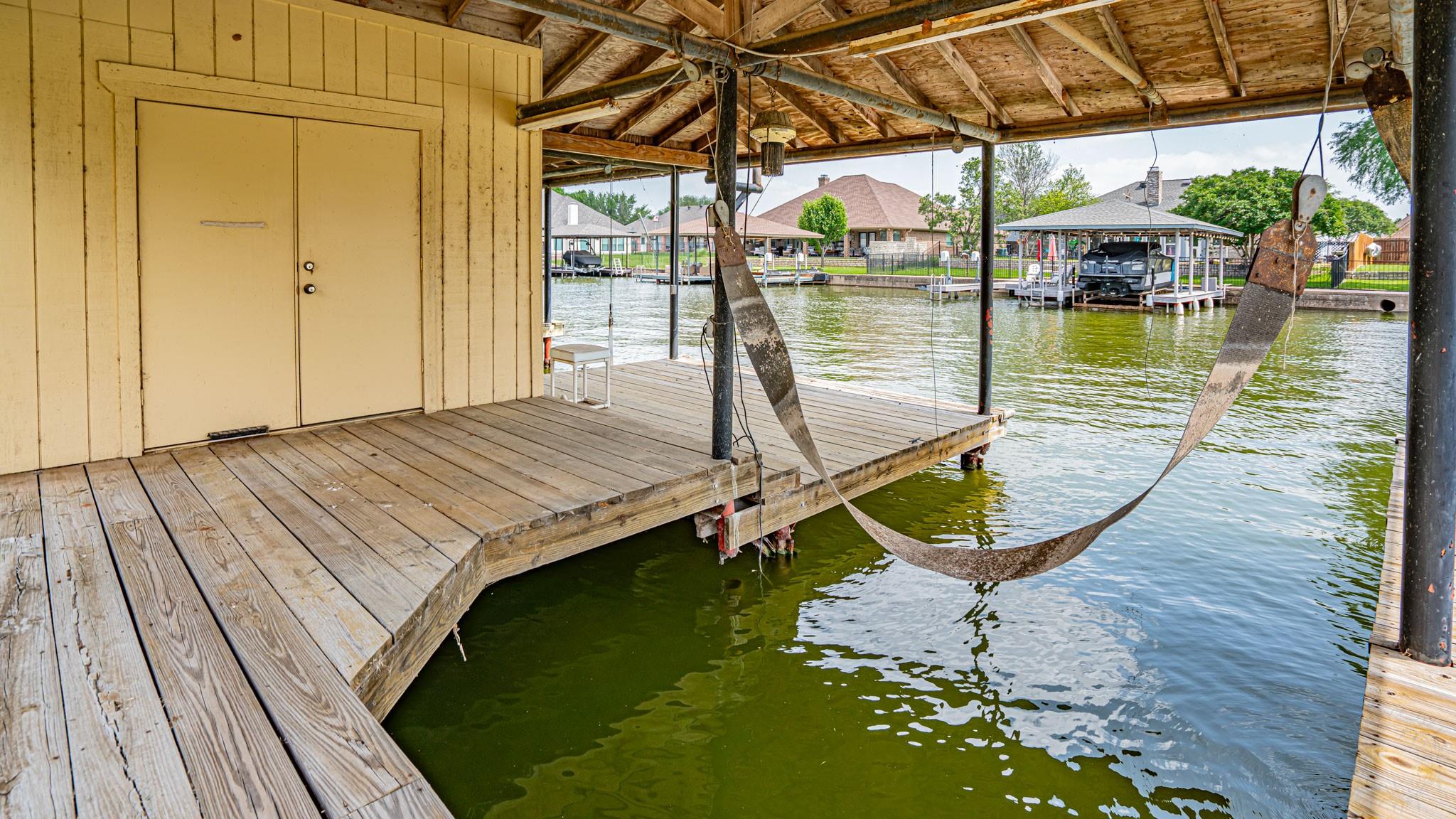 main property photo 36