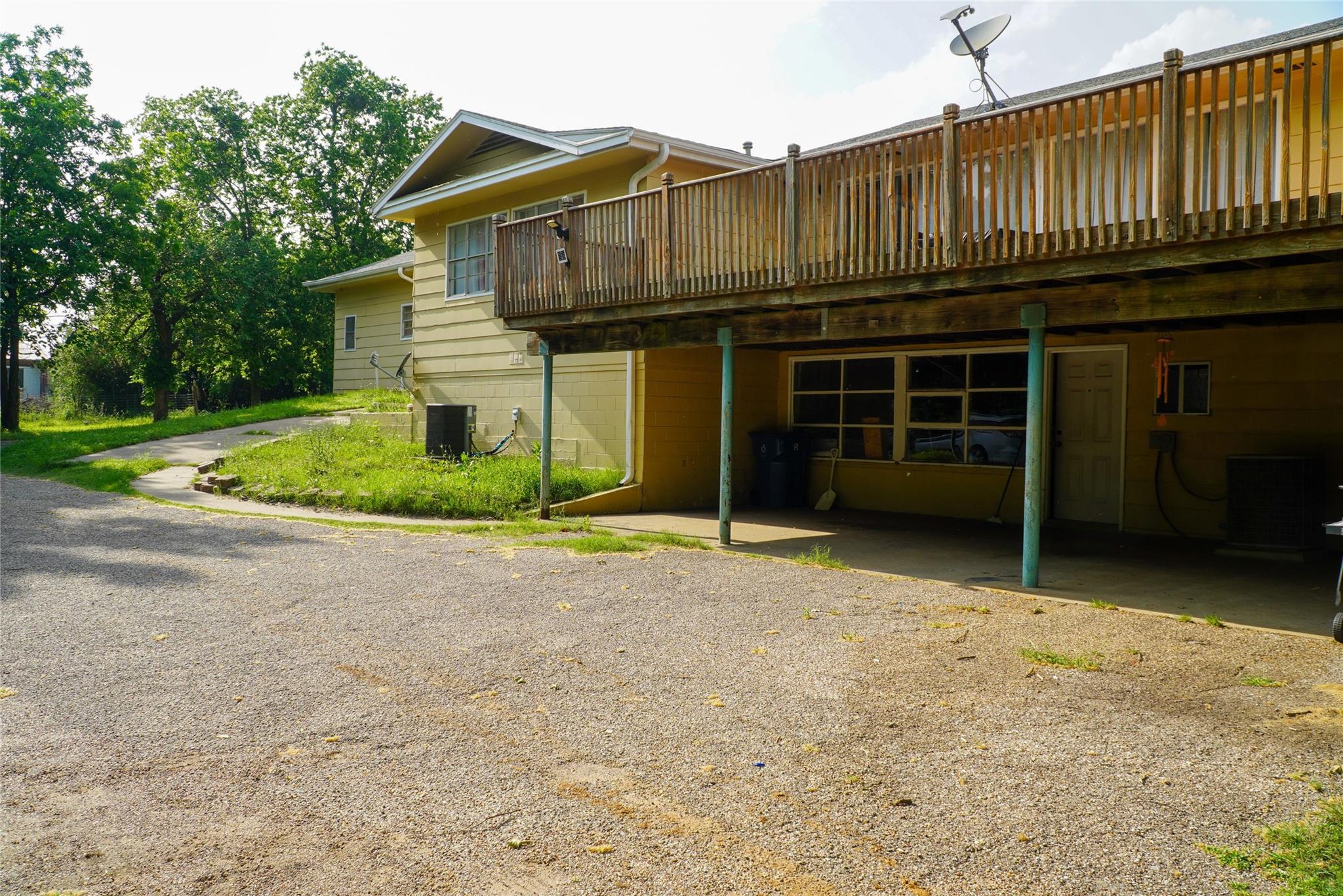 main property photo 34