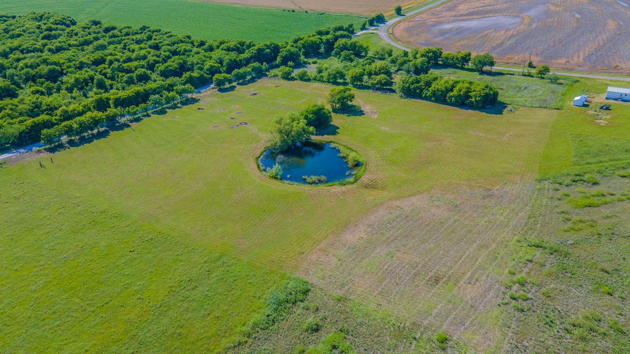 main property photo 6