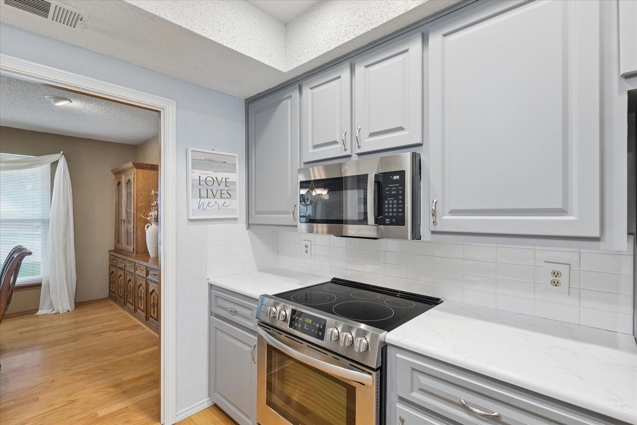 property viewer photo 9