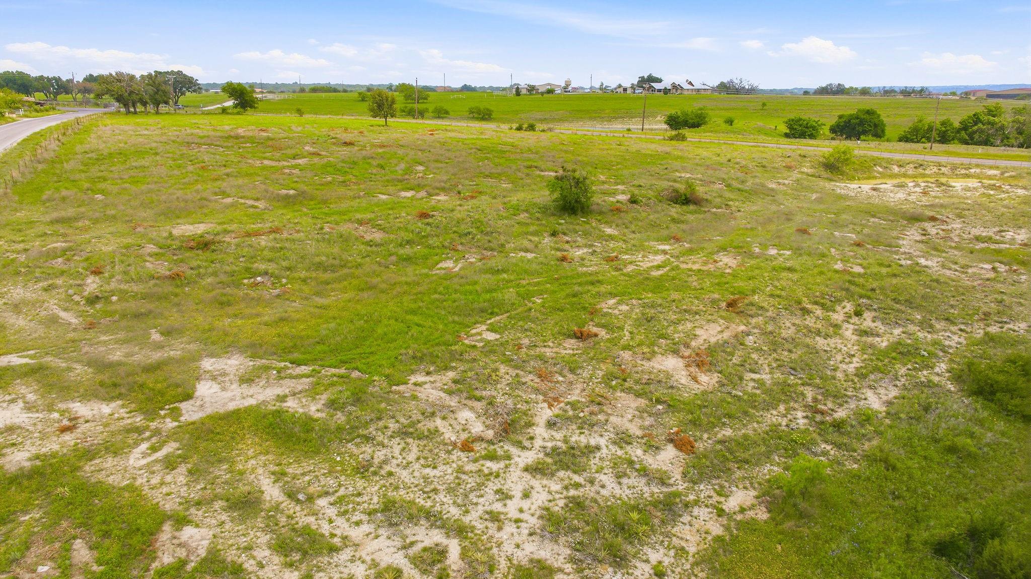 main property photo 11