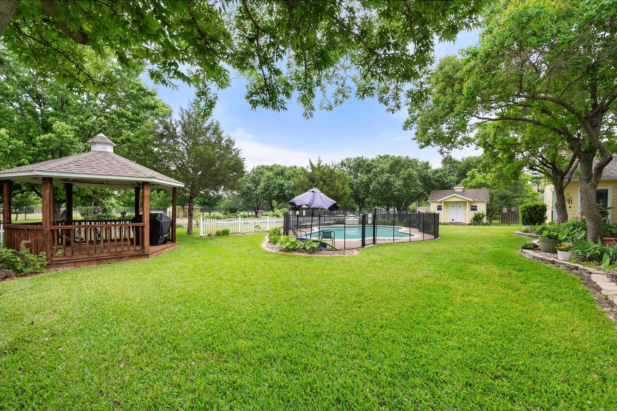 main property photo 34