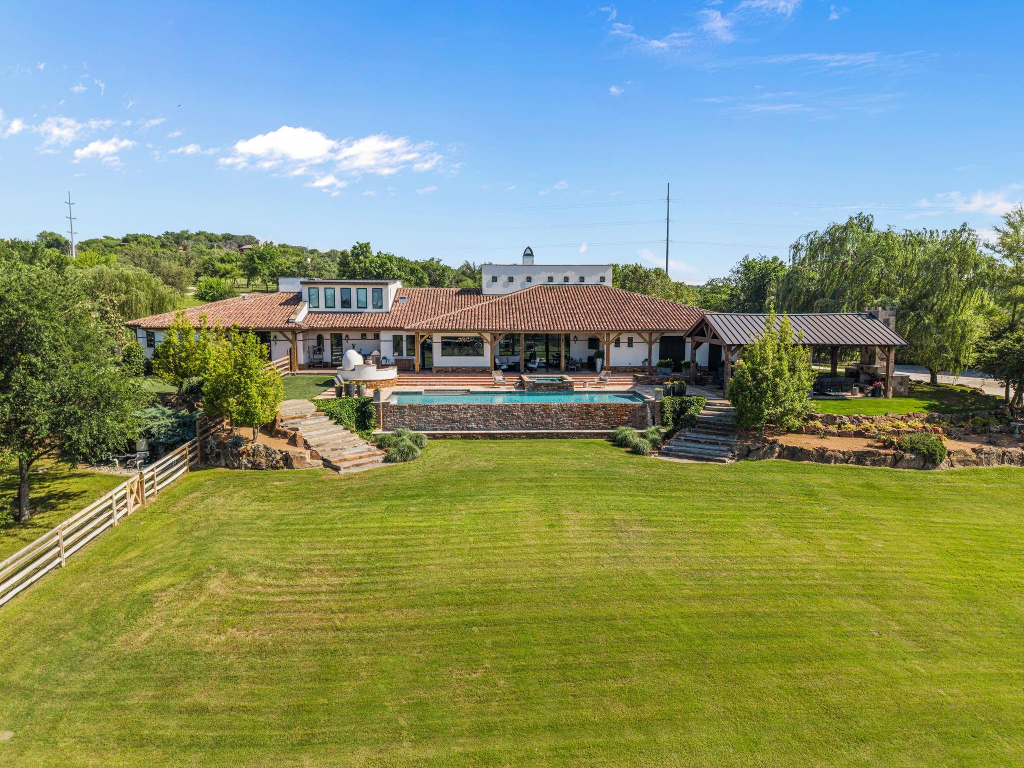 main property photo 21