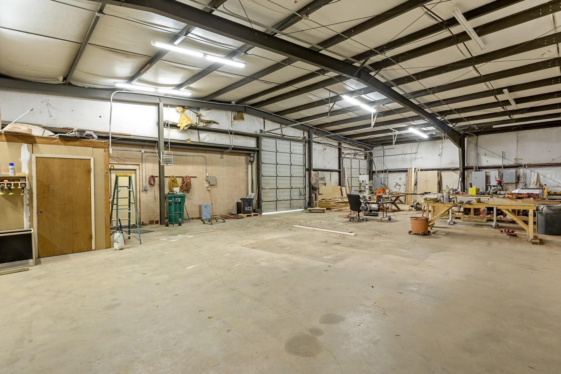 main property photo 19