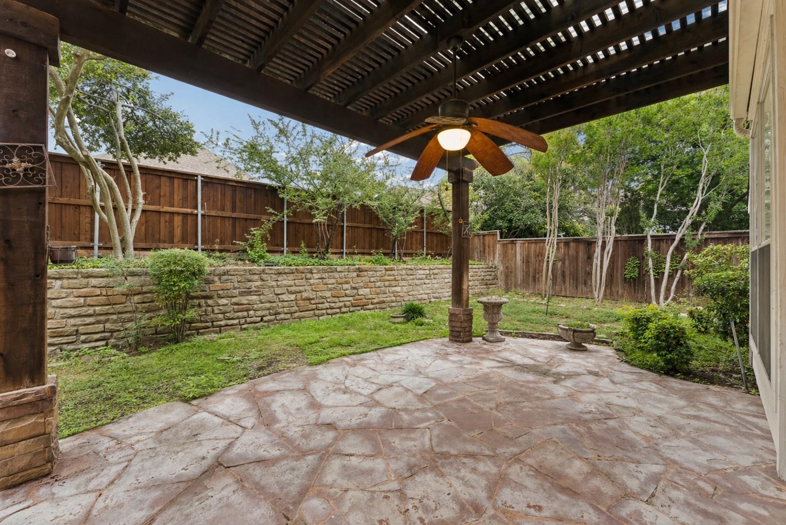 main property photo 27