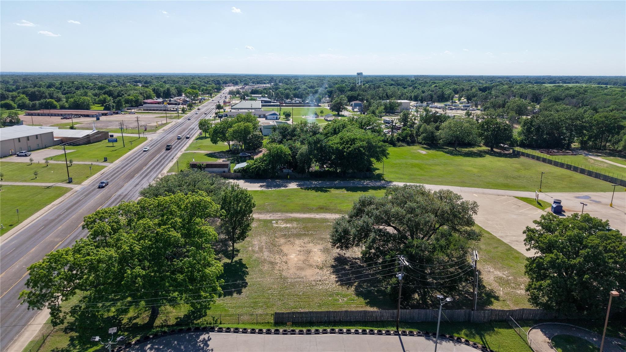 main property photo 3