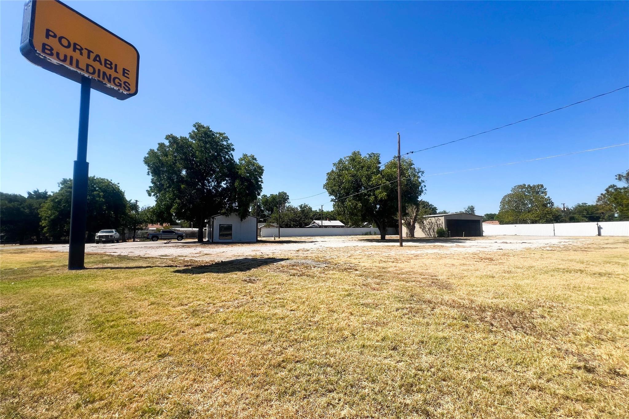 main property photo 26