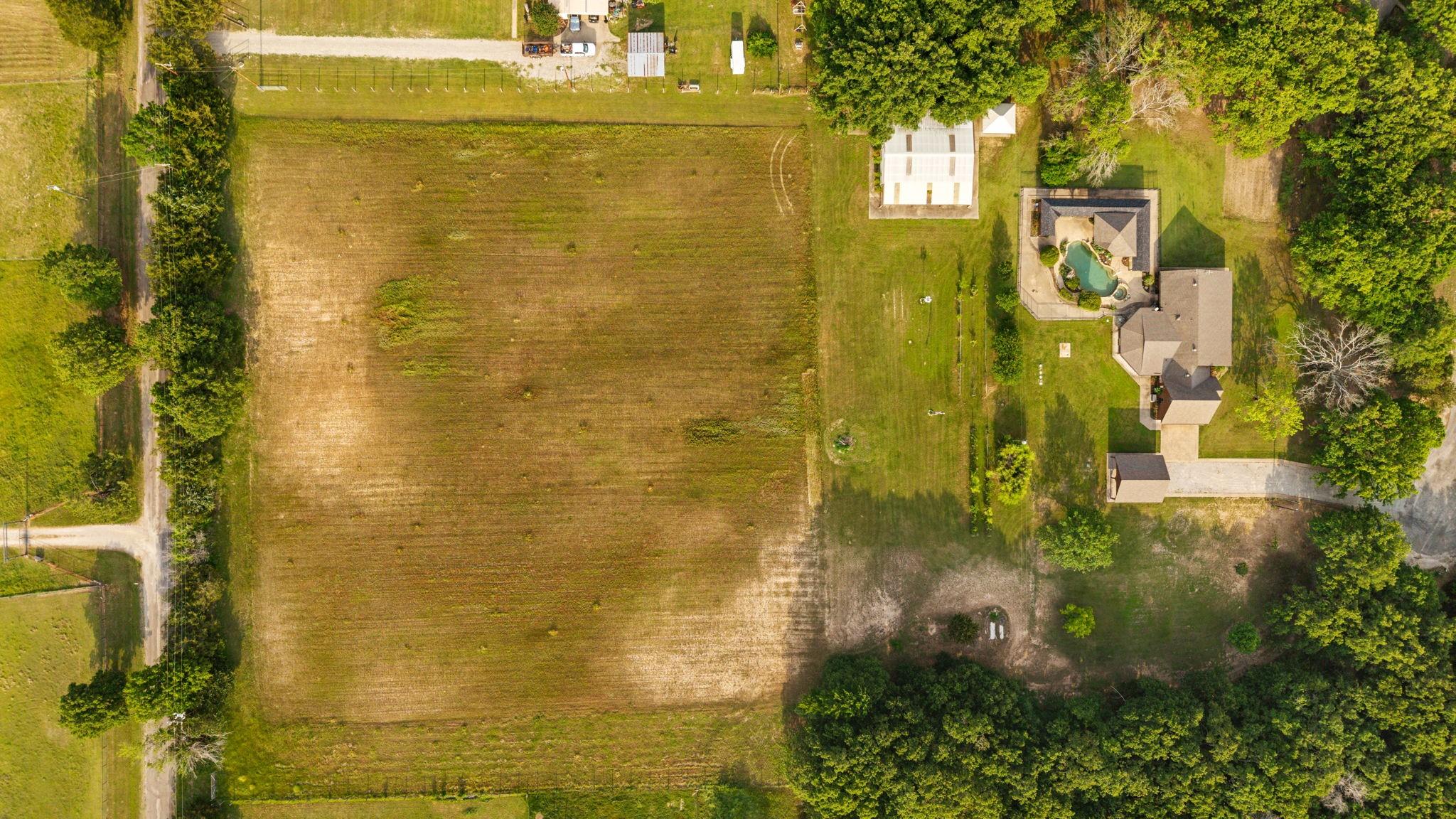 main property photo 34