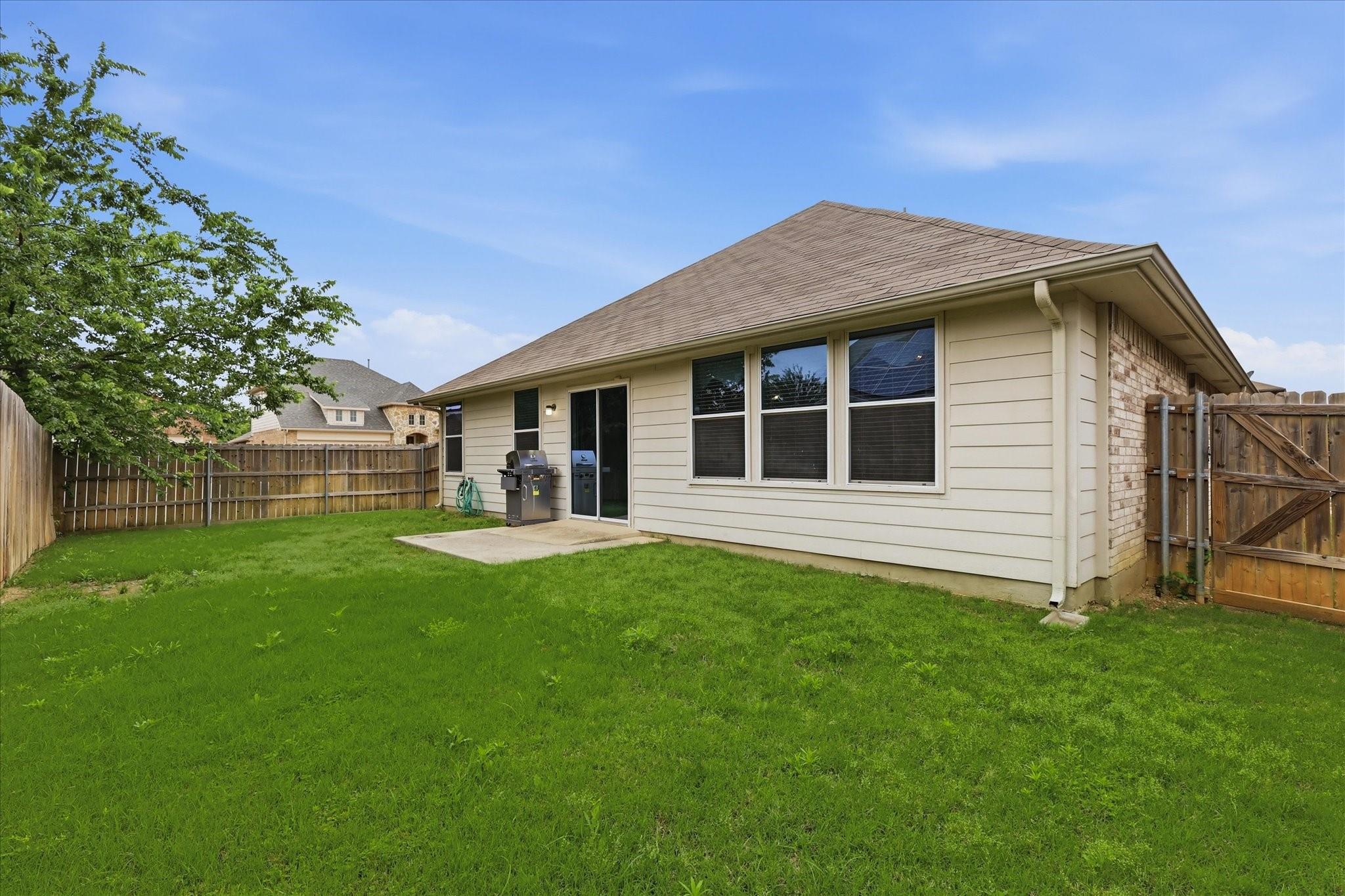 main property photo 32