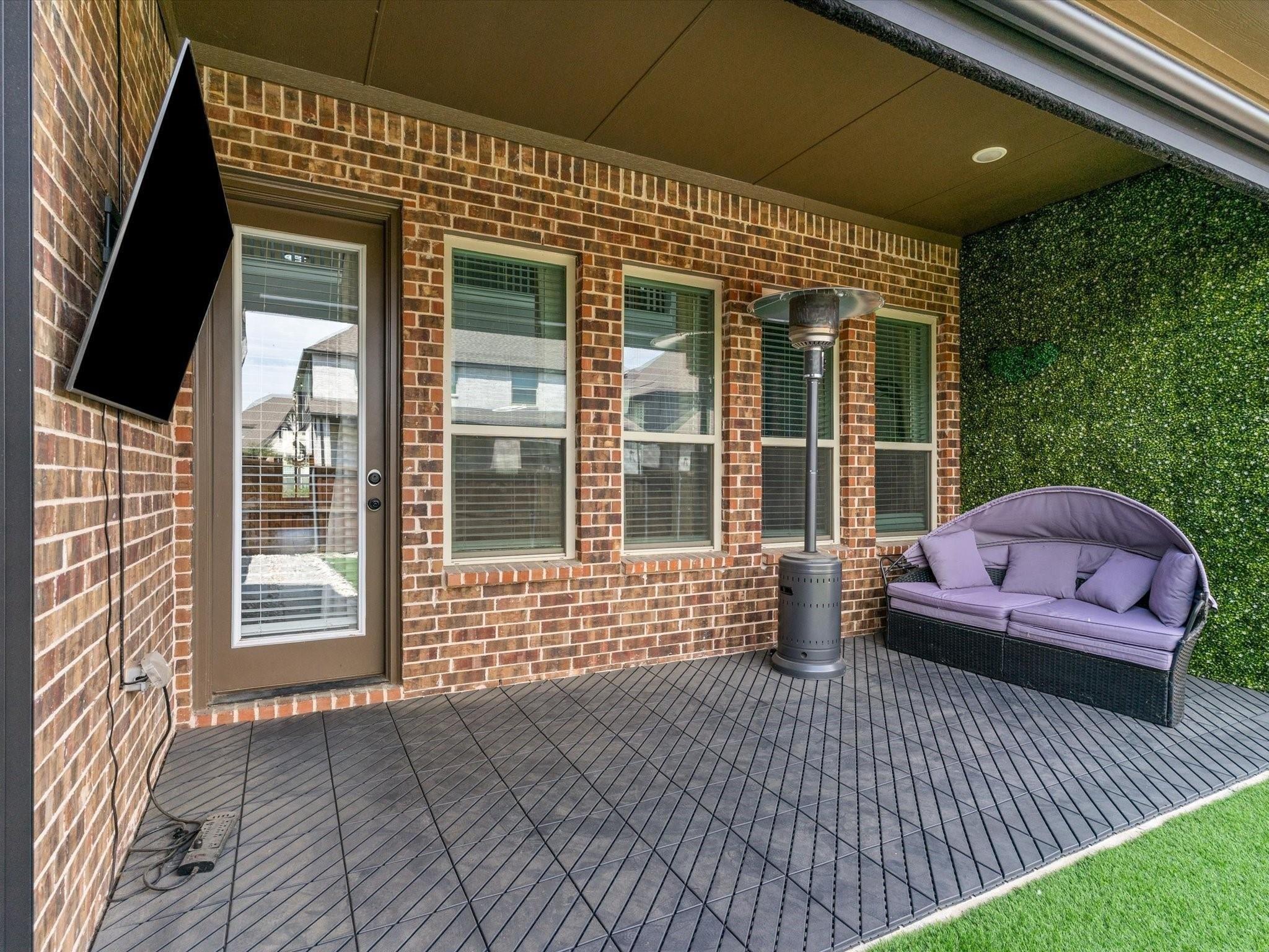 main property photo 24