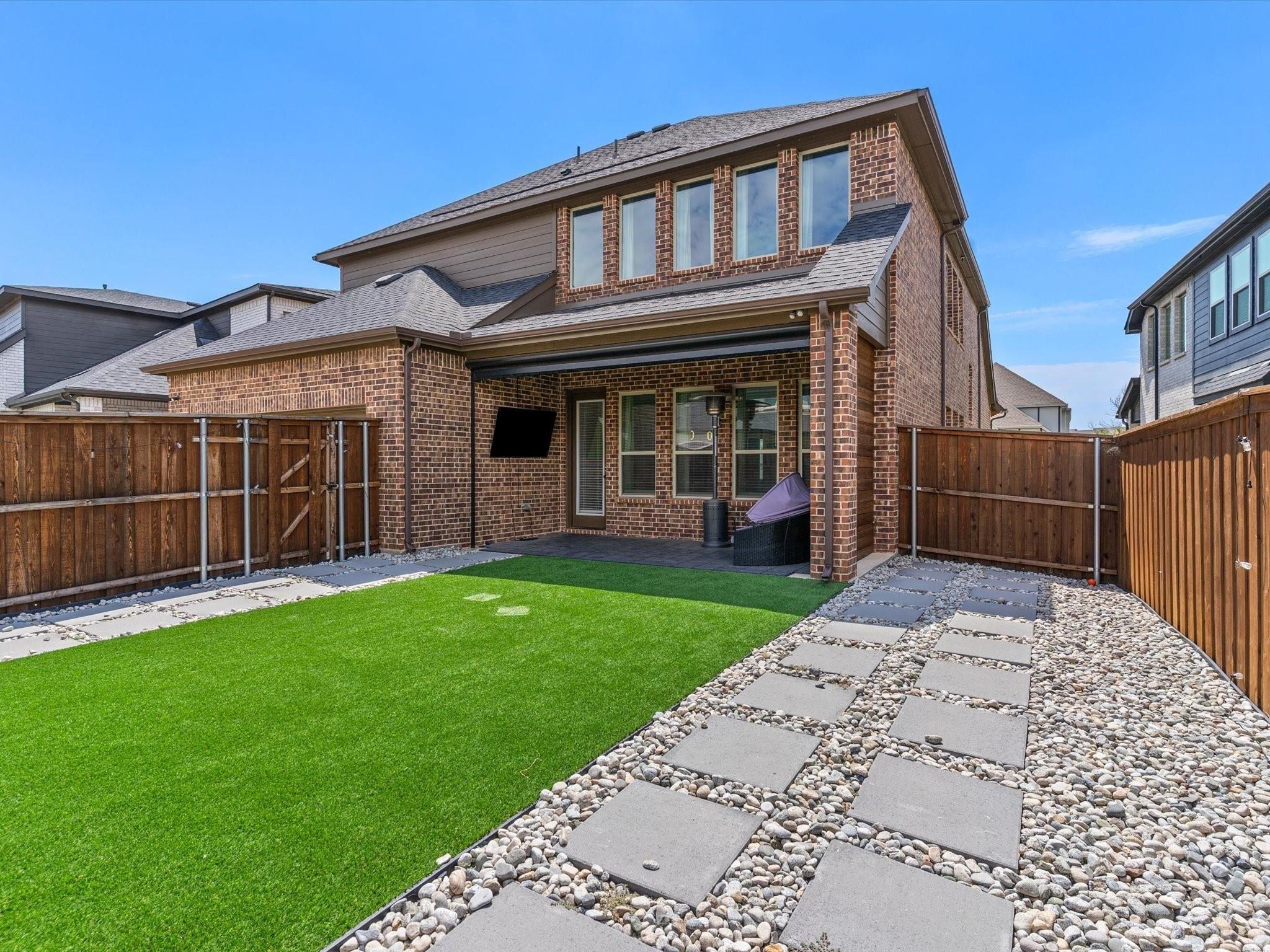 main property photo 26