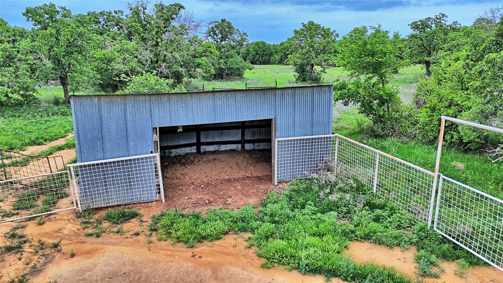 main property photo 35