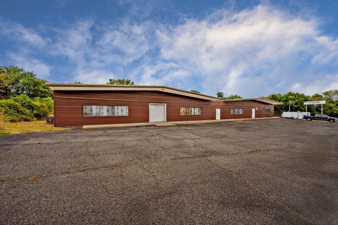 main property photo 29