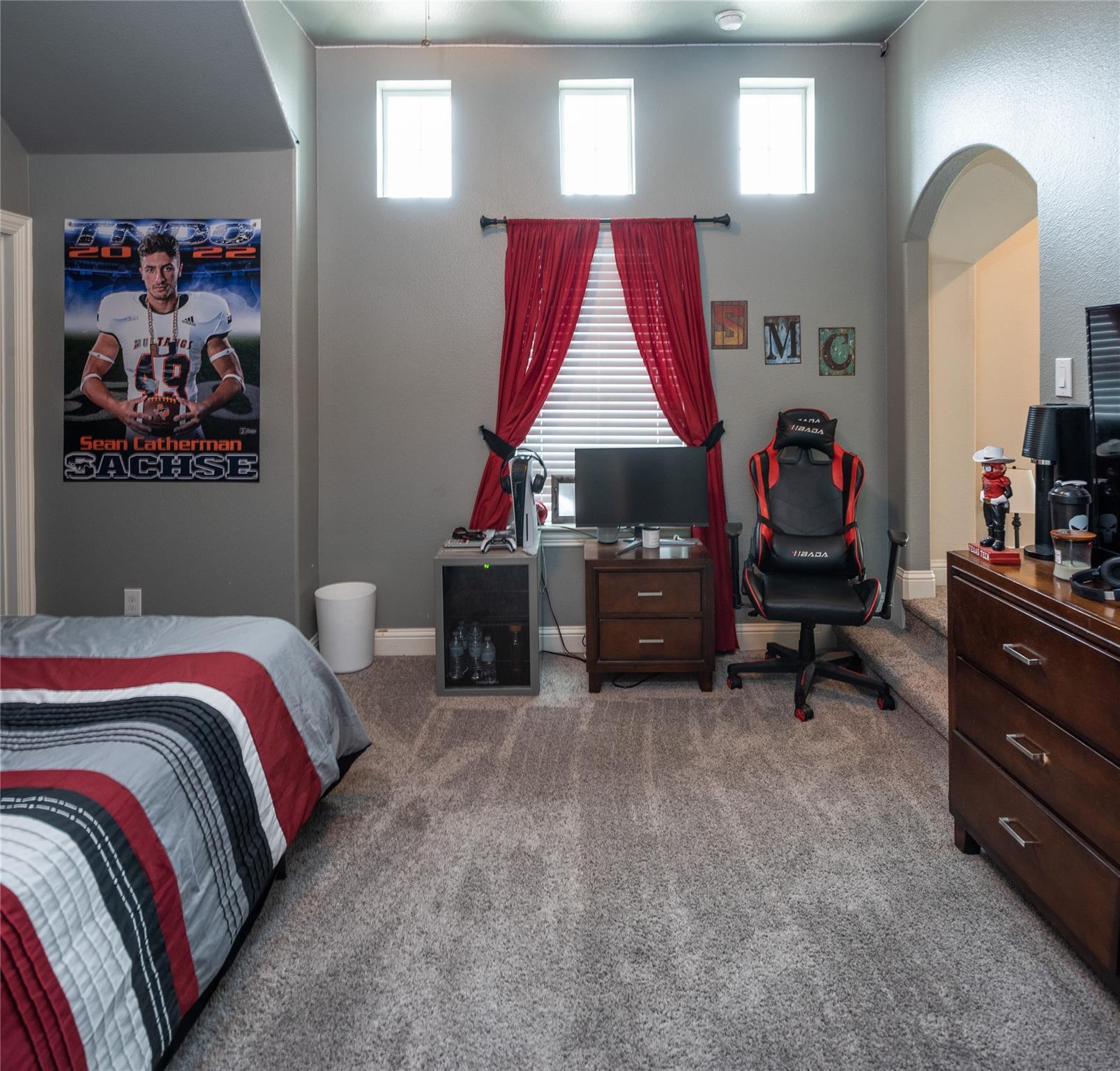 main property photo 28