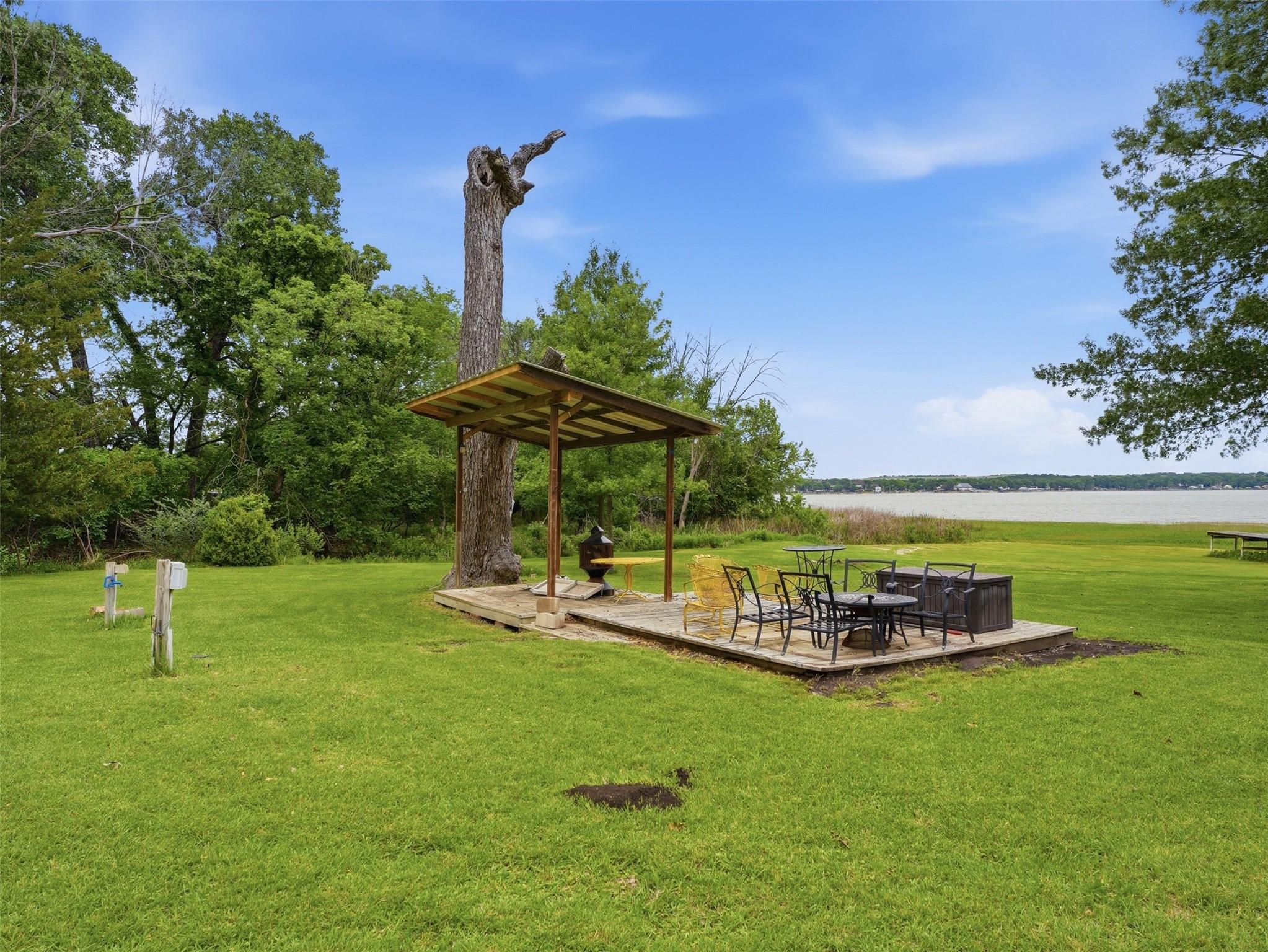 main property photo 19