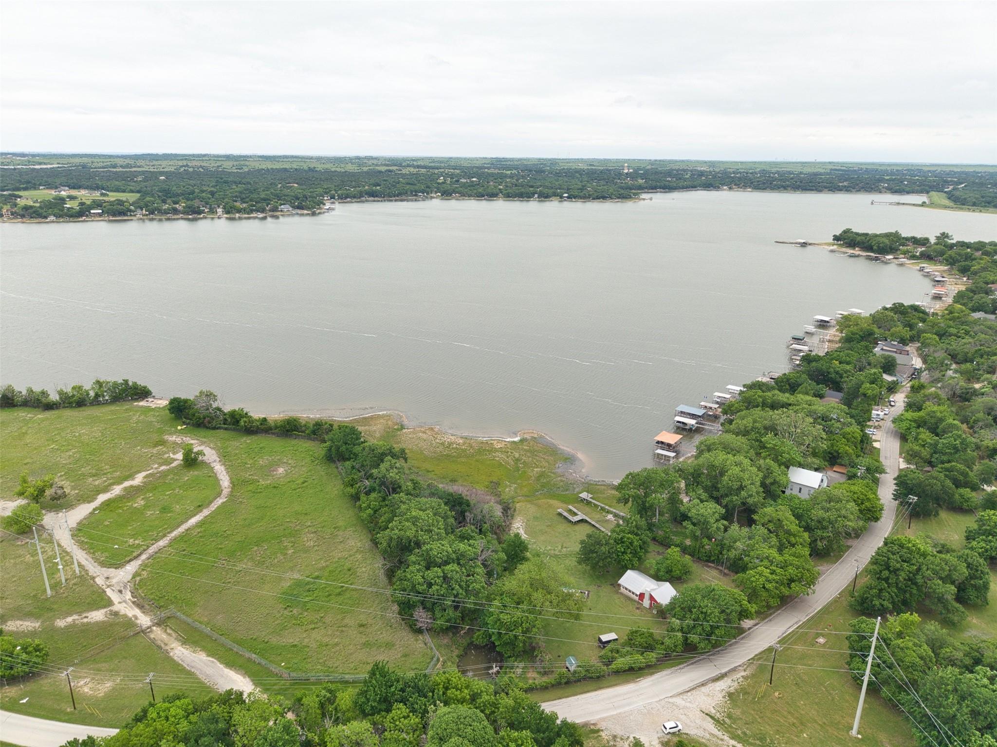 main property photo 29