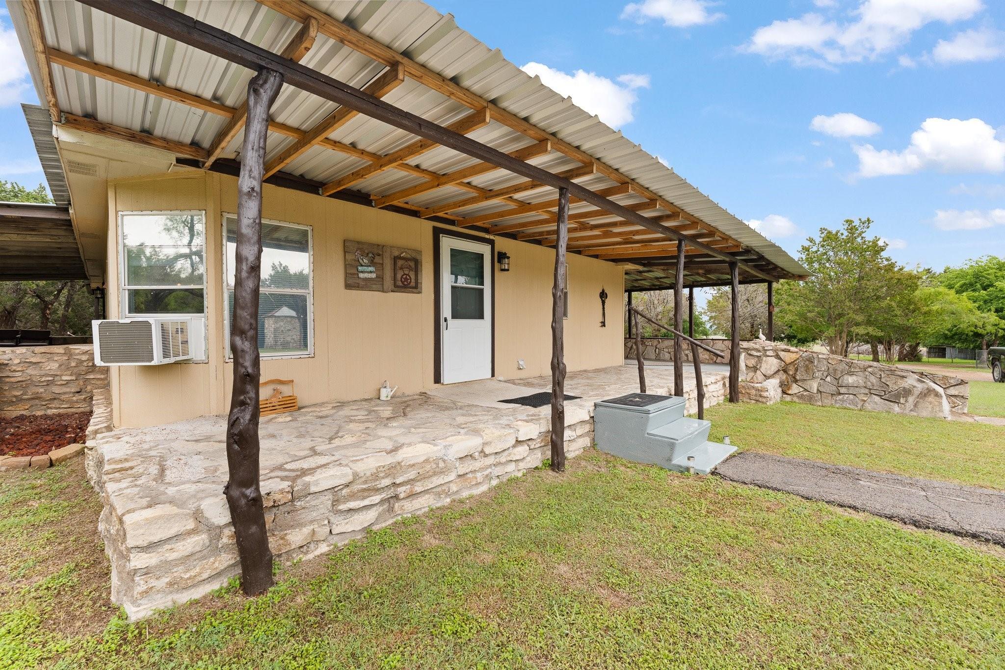 main property photo 7