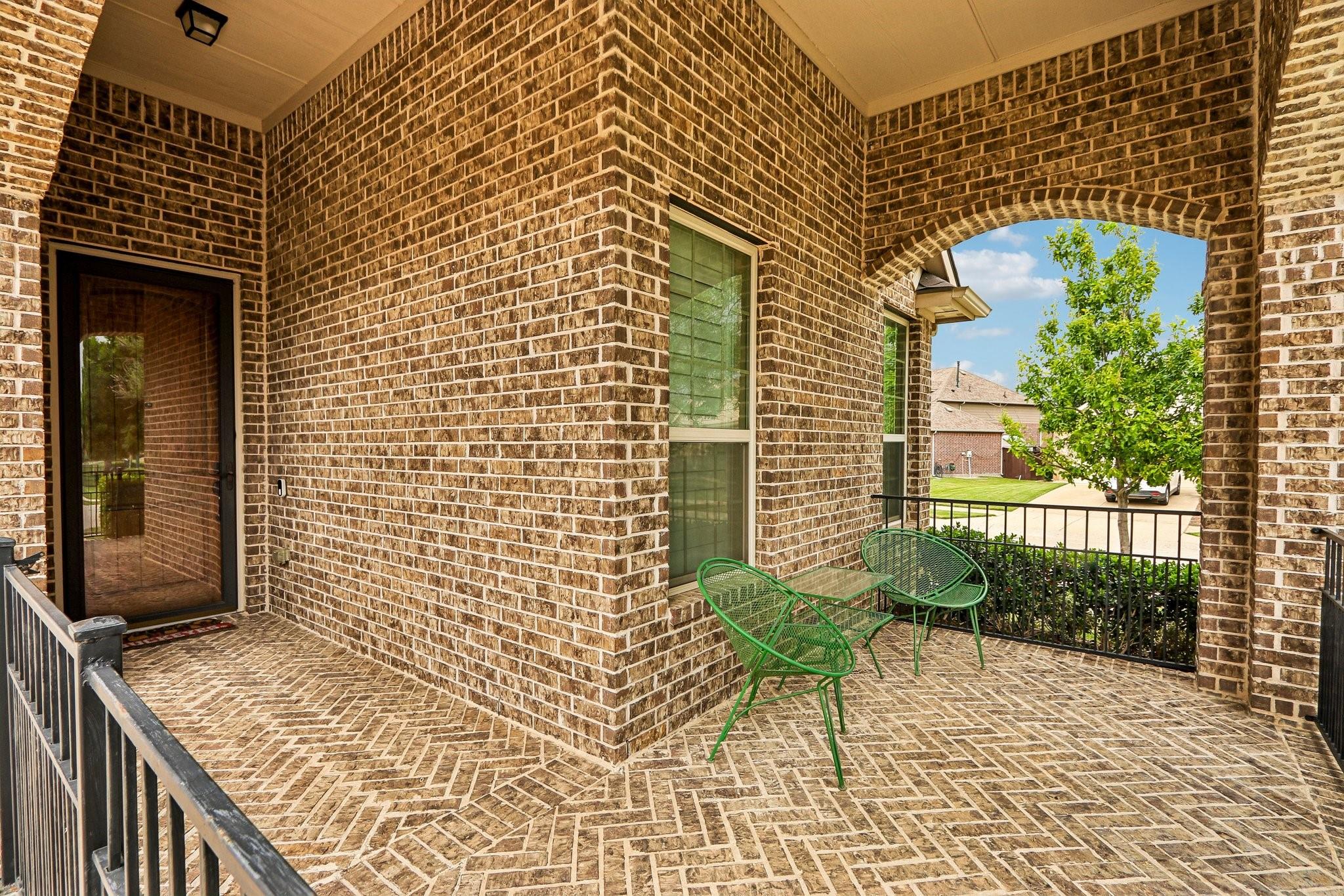 main property photo 6