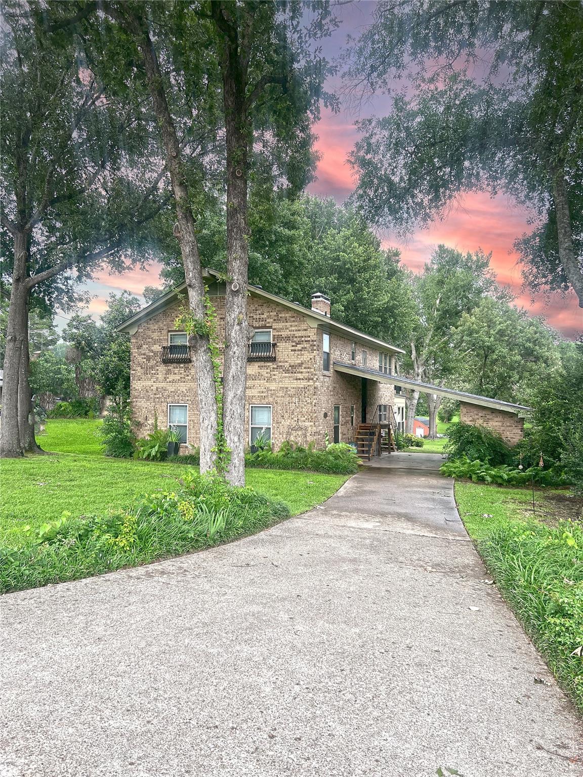 main property photo 21