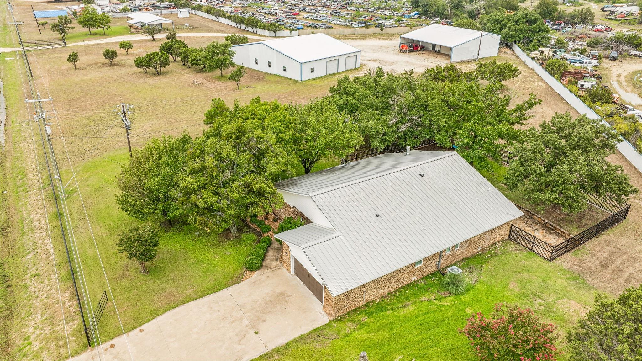 main property photo 15