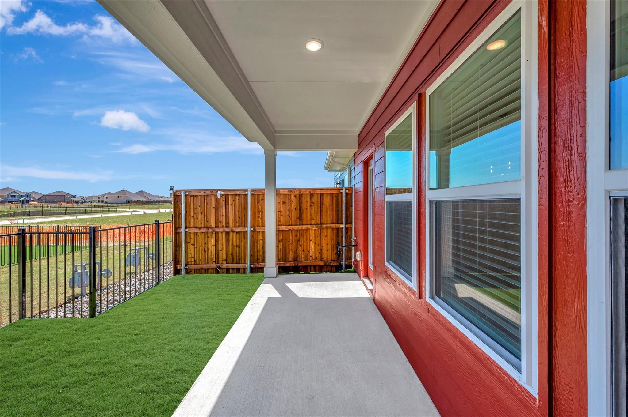 main property photo 29
