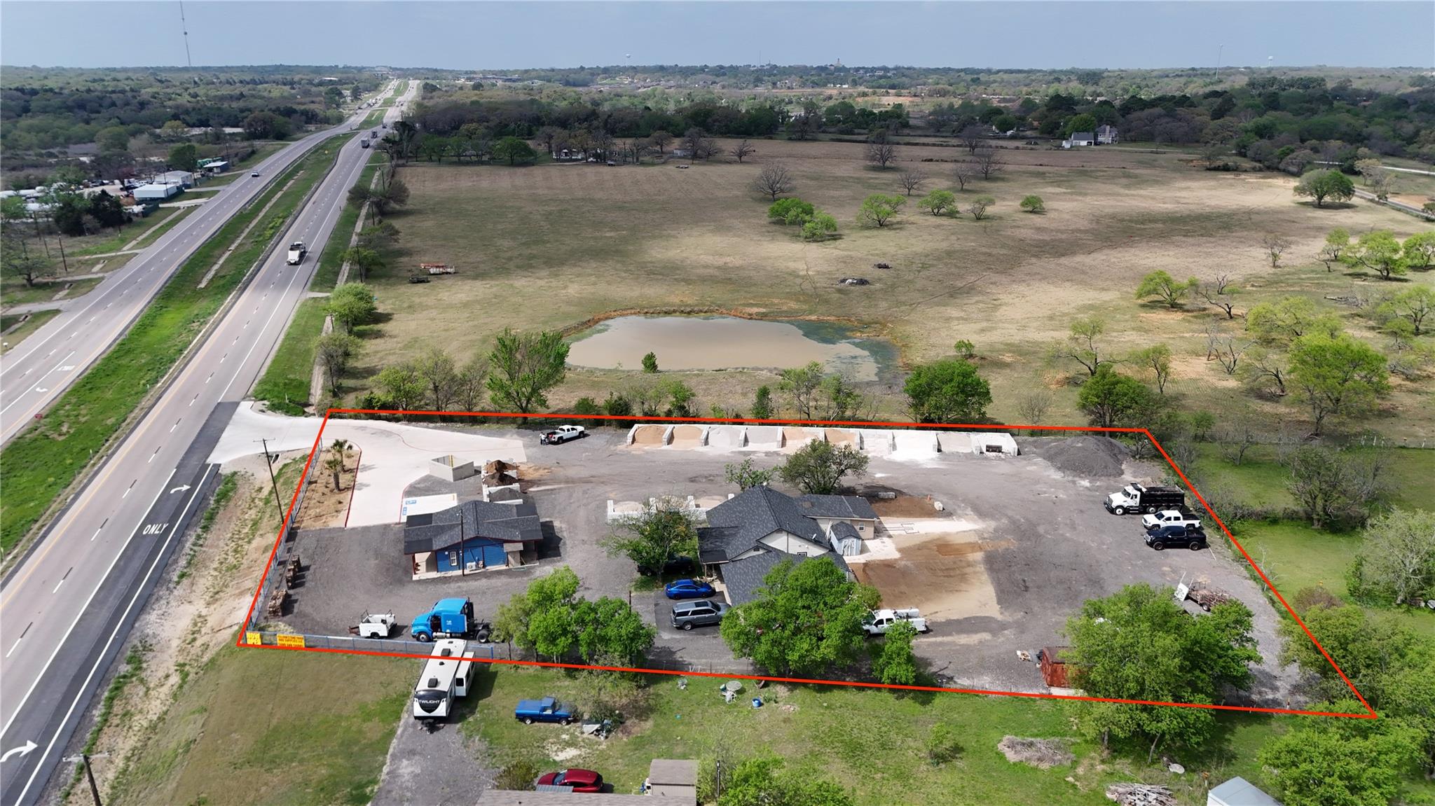main property photo 2