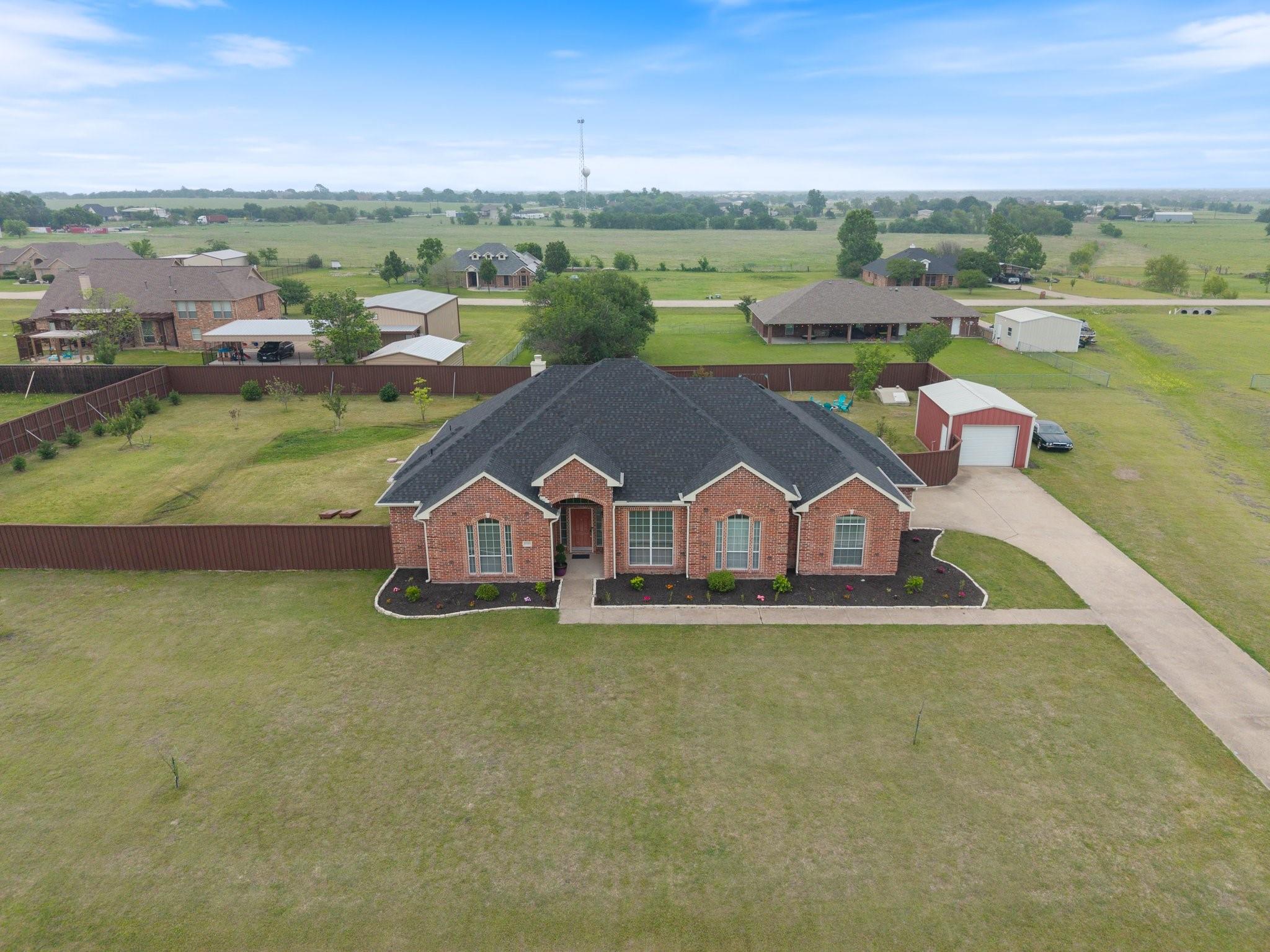 main property photo 35